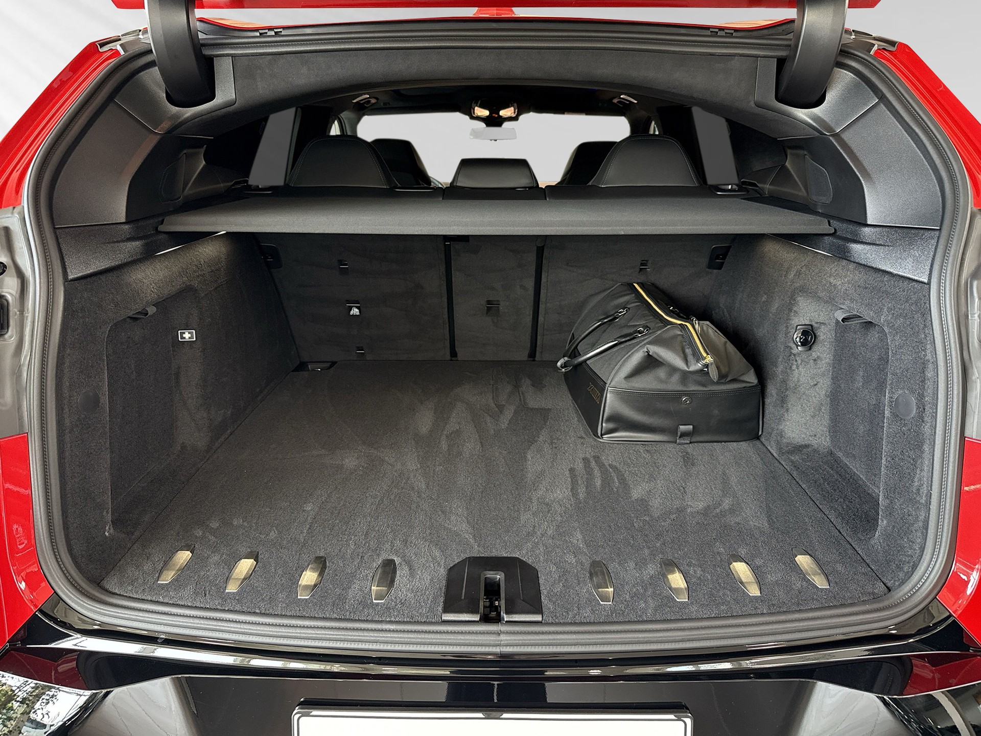 BMW XM xDrive 50e PHEV Steptronic - 9