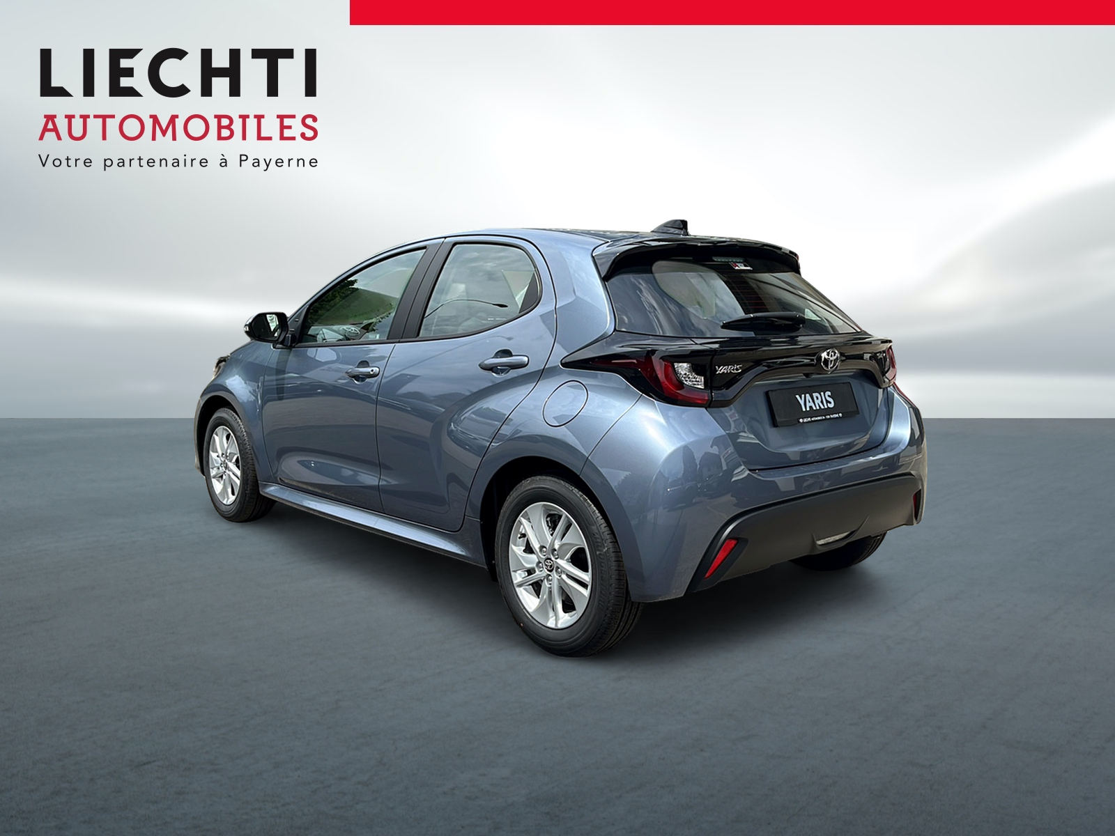 TOYOTA Yaris 1.5 Comfort e-CVT - 3