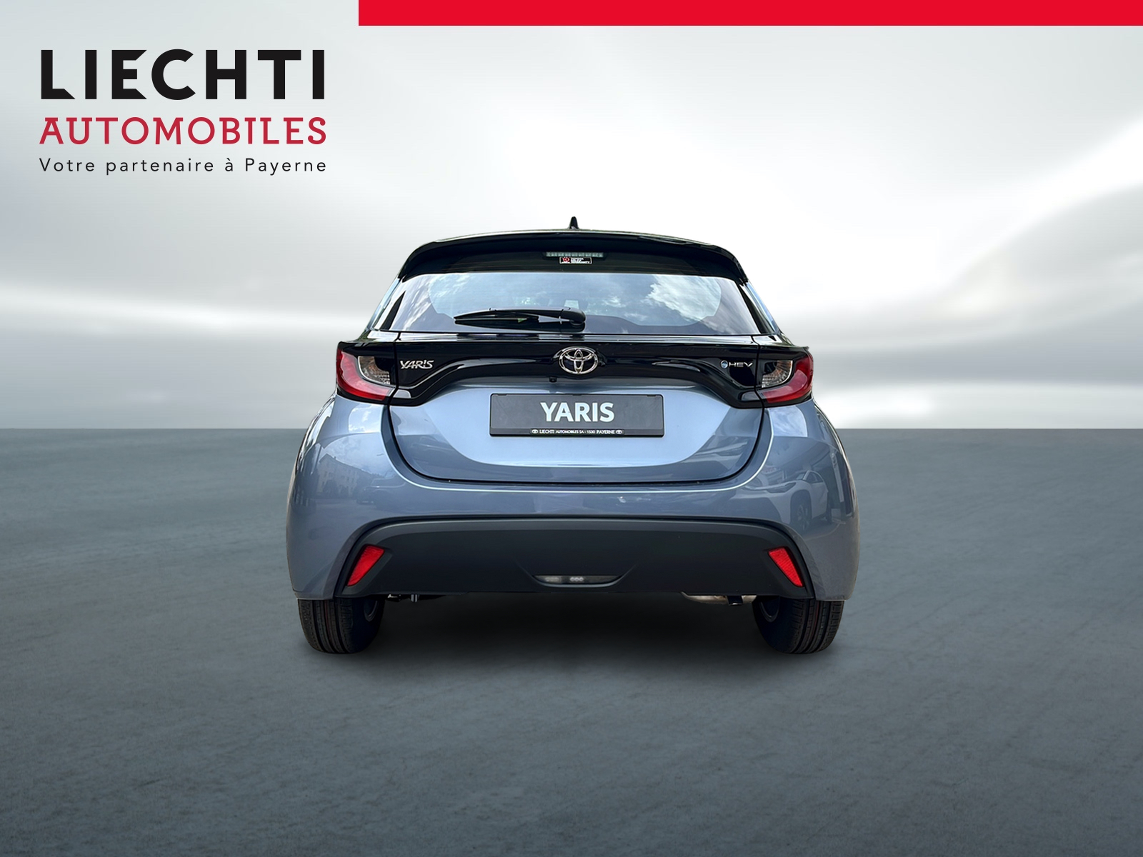 TOYOTA Yaris 1.5 Comfort e-CVT - 13