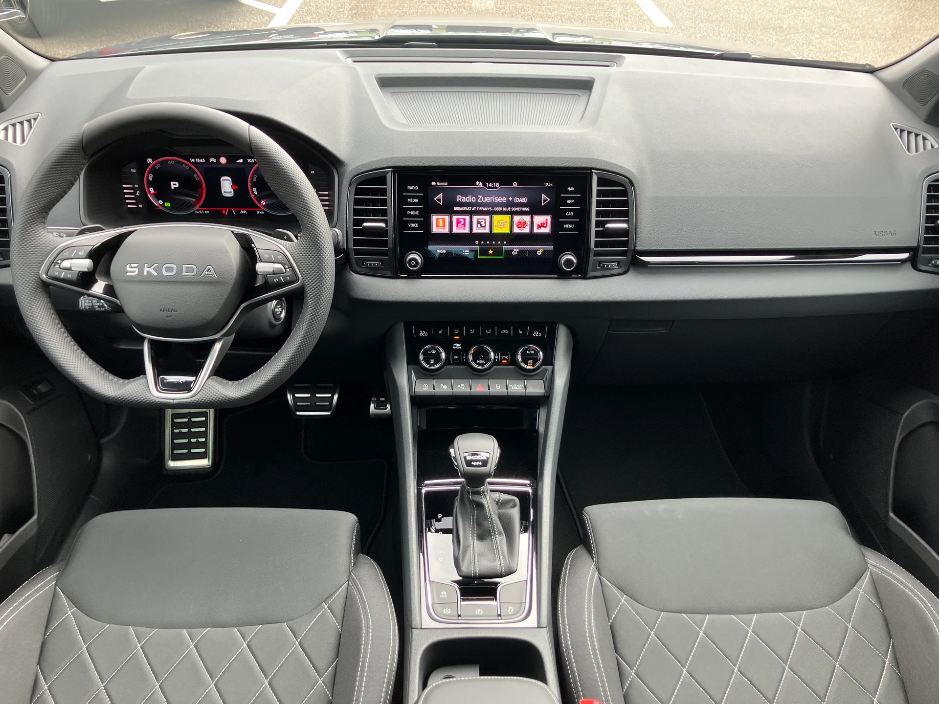 SKODA Karoq 2.0 TSI SportLine 4x4 DSG - 11