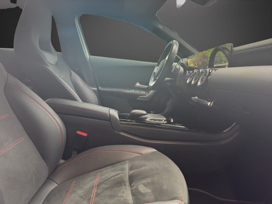 MERCEDES-BENZ A 180 Night Star AMG Line - 12
