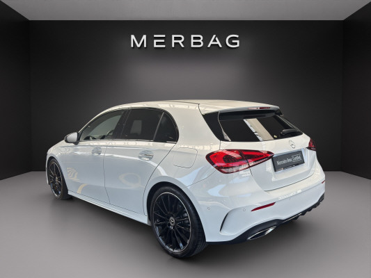MERCEDES-BENZ A 180 Night Star AMG Line - 4