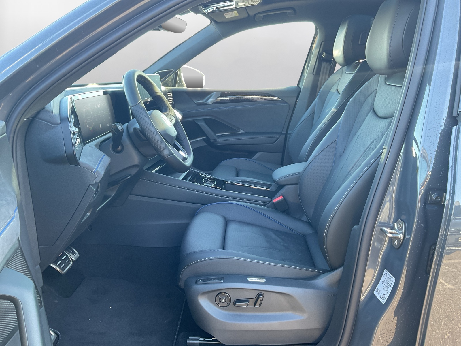 VW Tiguan 2.0 TSI DSG R-Line 4Motion - 10