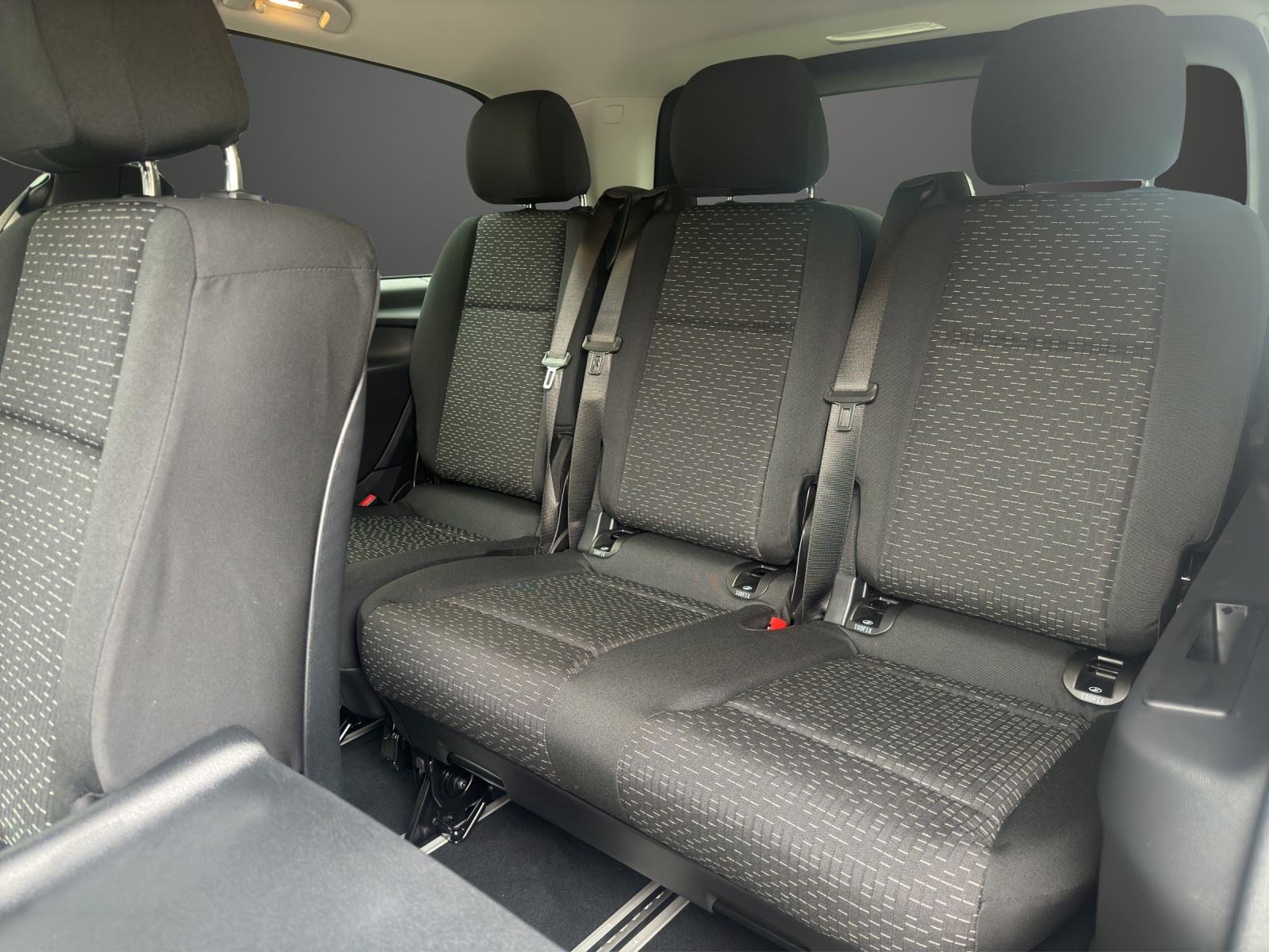 MERCEDES-BENZ Vito 116 CDI Lang Tourer 9G-Tronic 4M Select - 9