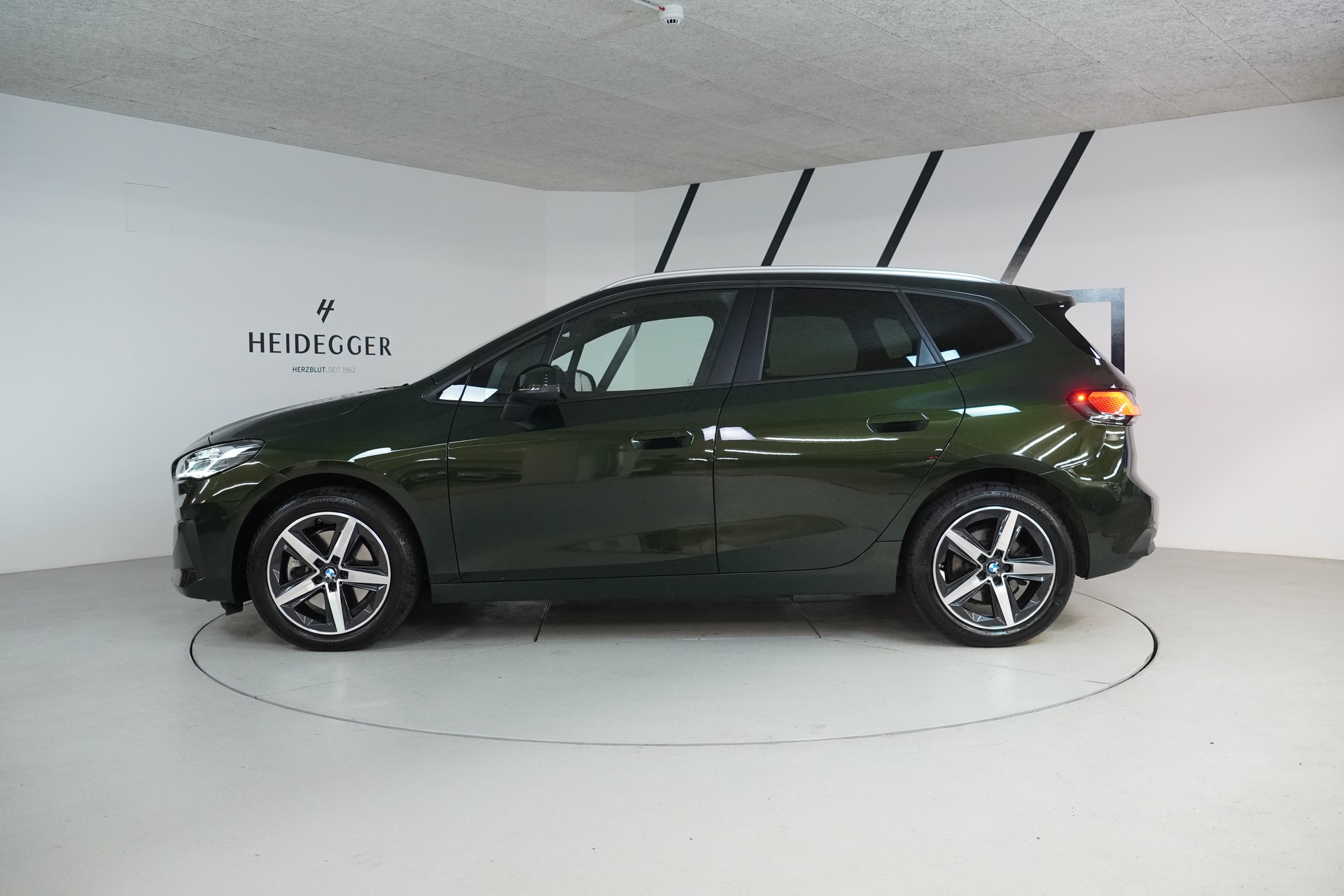 BMW 223i Active Tourer xDrive DKG - 4