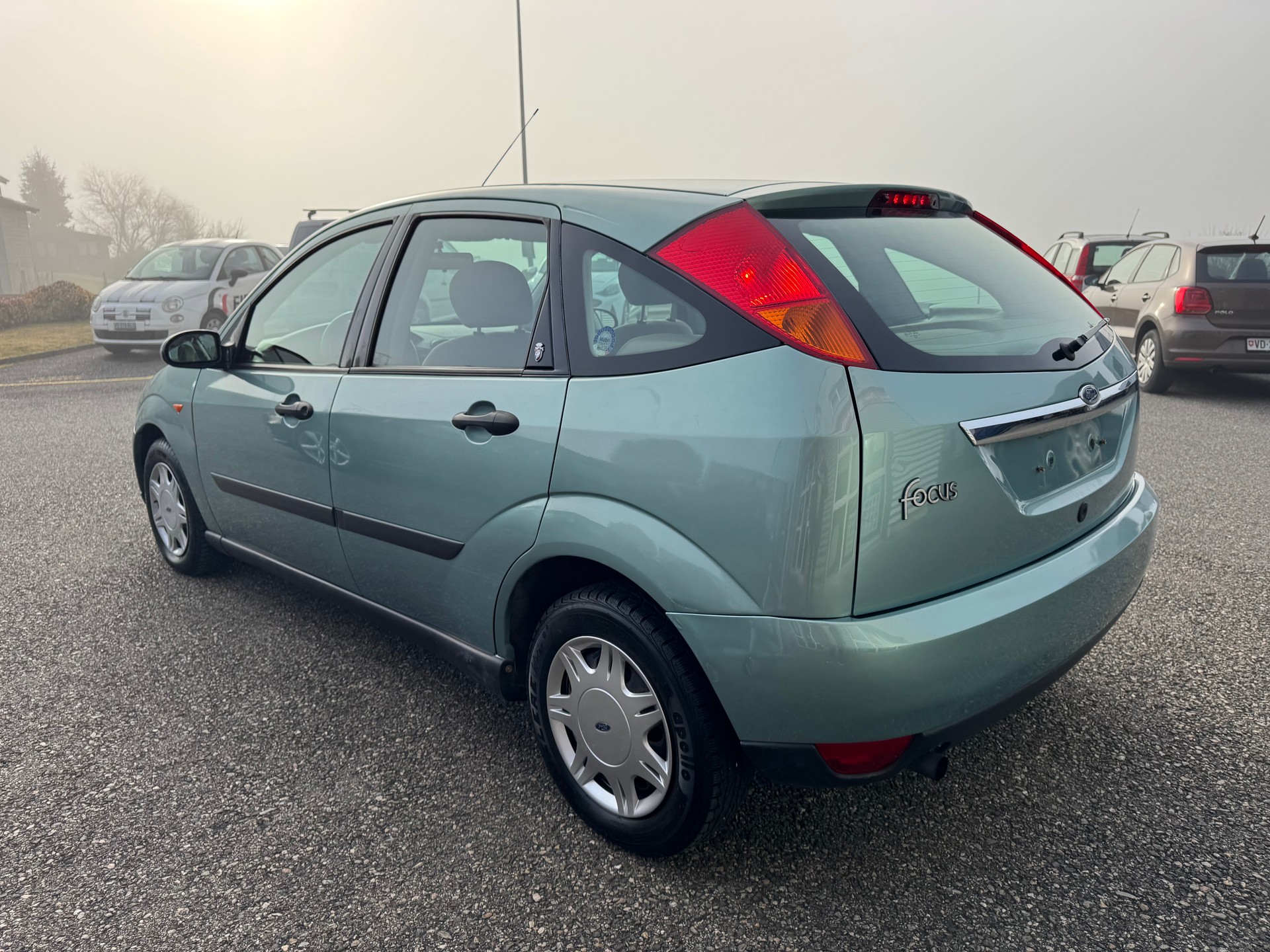 FORD Focus 1.6i 16V Ghia - 3