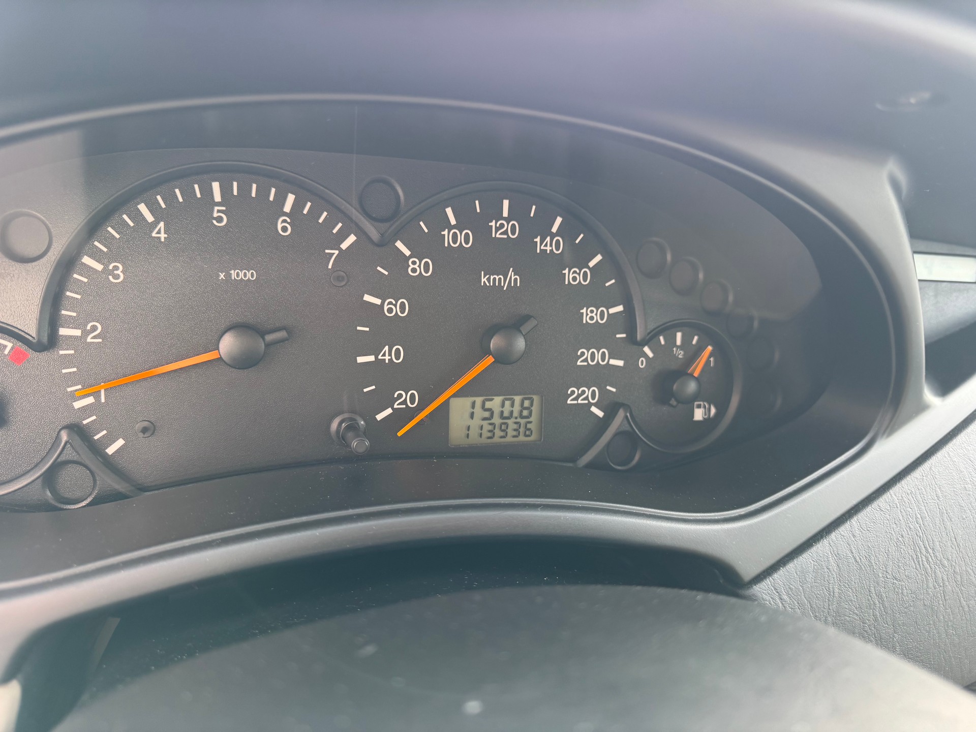 FORD Focus 1.6i 16V Ghia - 12