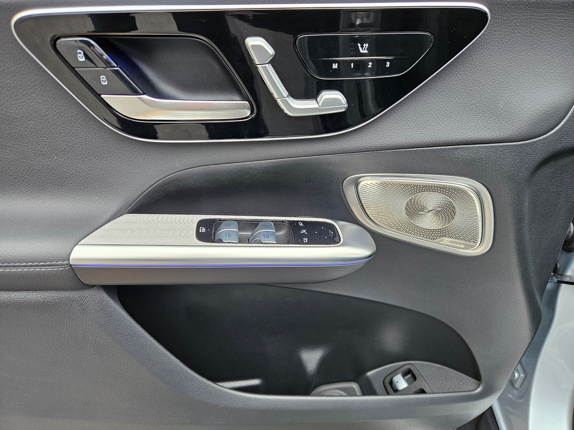 MERCEDES-BENZ GLC 300 e EQ Star AMG Line 4matic - 12