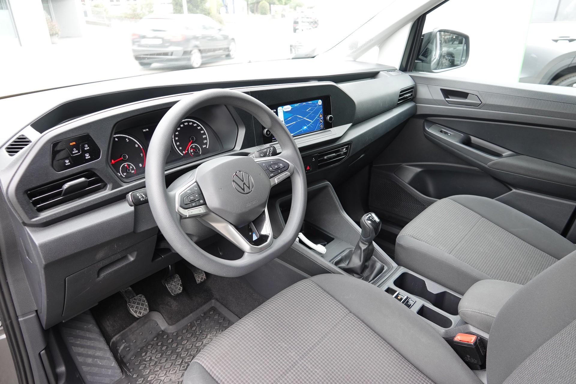 VW Caddy 1.5 TSI Liberty - 9