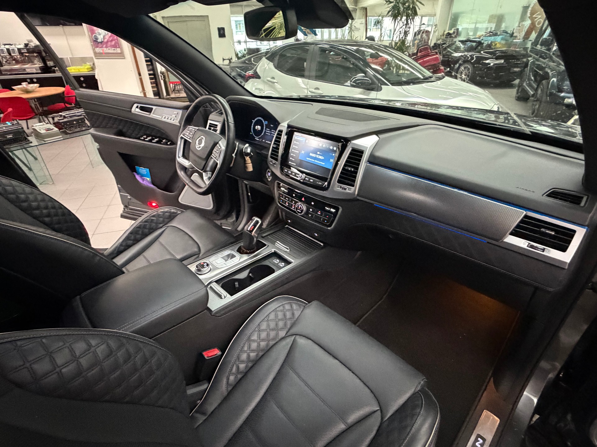 KGM-SsangYong Rexton 2.2 CRDi 7 Pl. Sapphire 4WD AT - 12