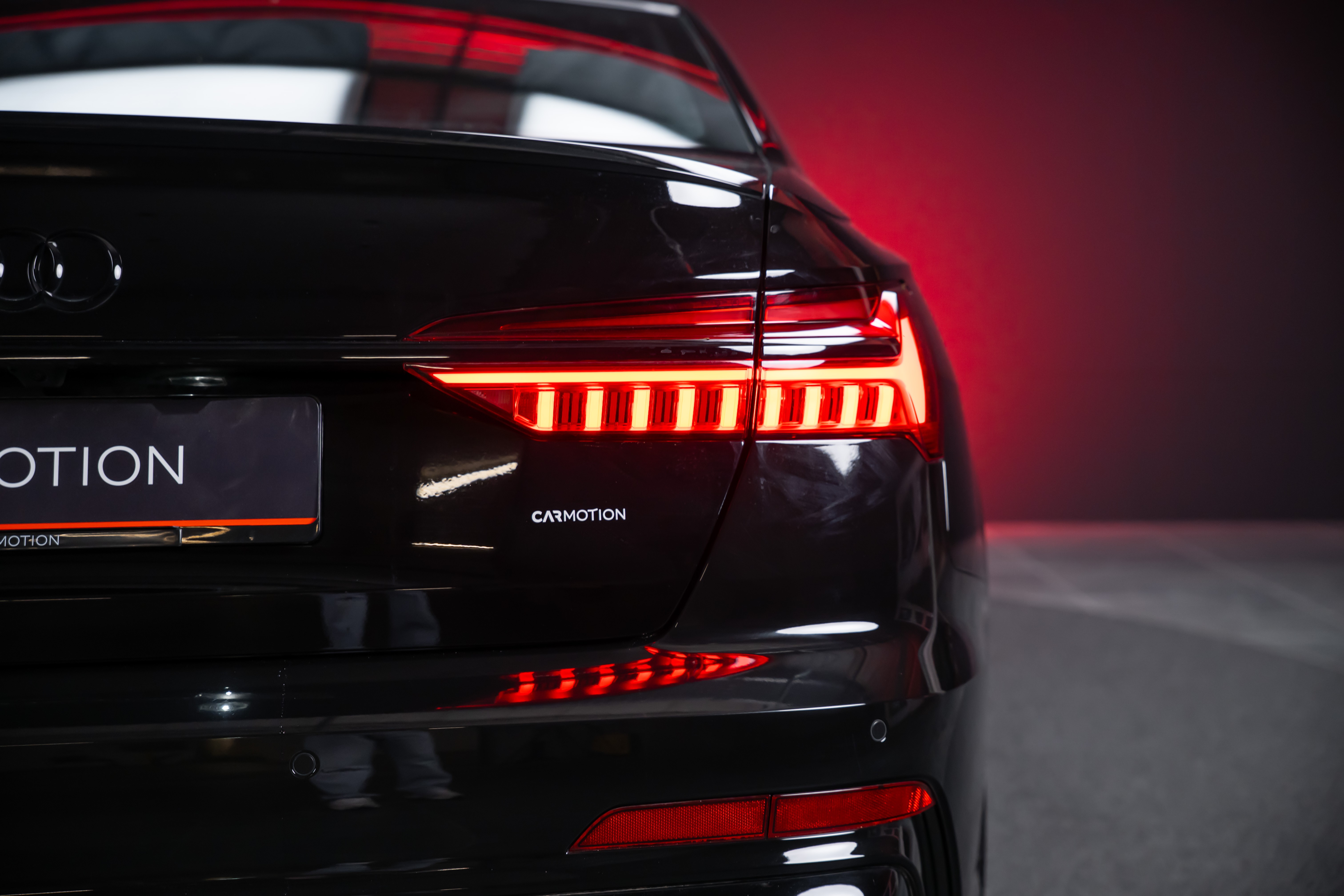 S6 3.0 V6 TDI quattro T-Tronic / Sportsitze / Rückfahrkamera / el.Heckklappe
