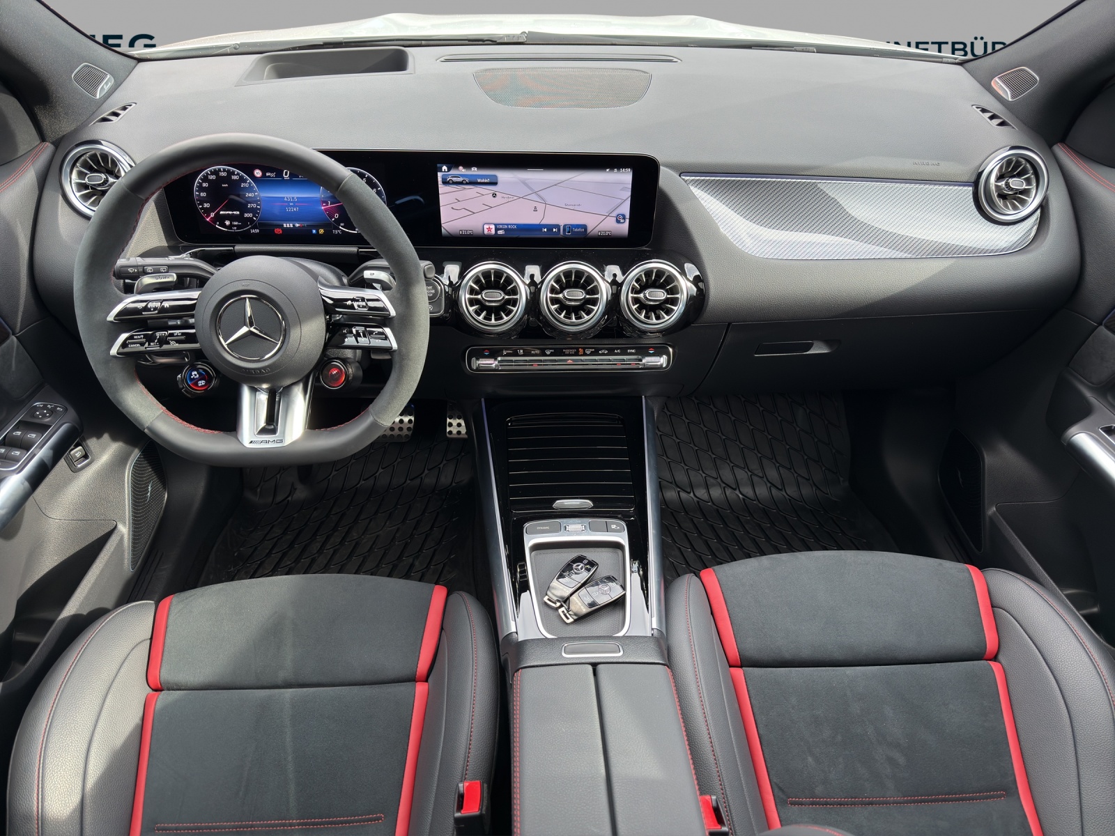 MERCEDES-BENZ GLA AMG 45 S 4Matic+ 8G-DCT - 13