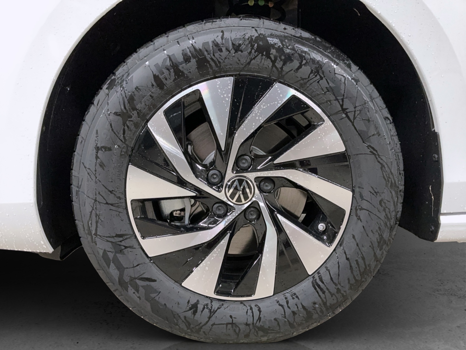 VW Passat Variant 2.0 TDI evo Business DSG - 13