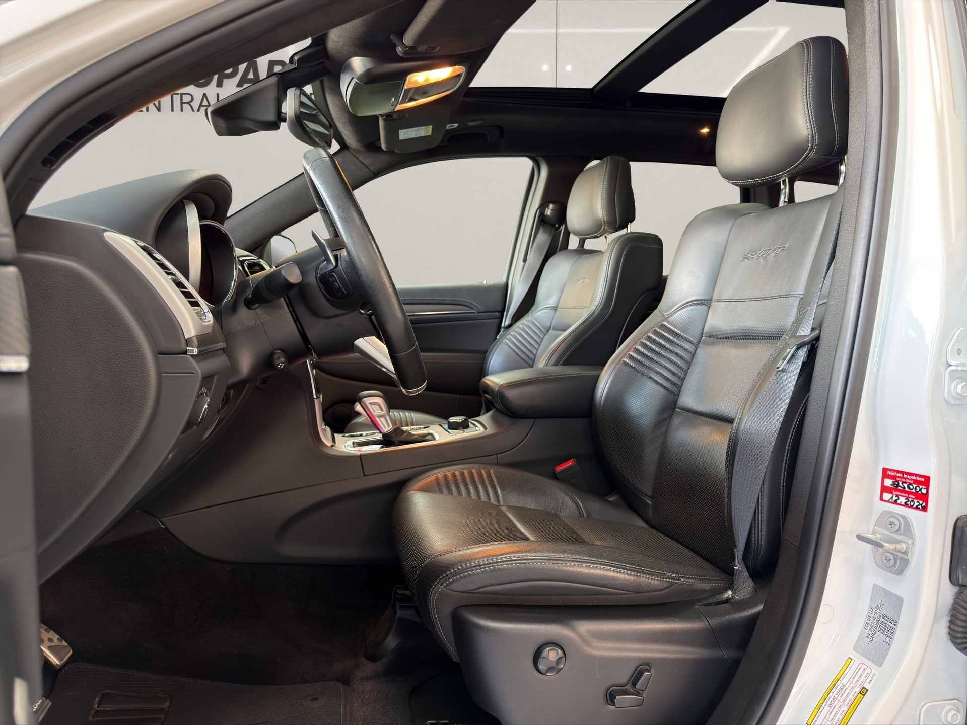 JEEP Grand Cherokee 6.4 V8 HEMI SRT8 Automatic - 6