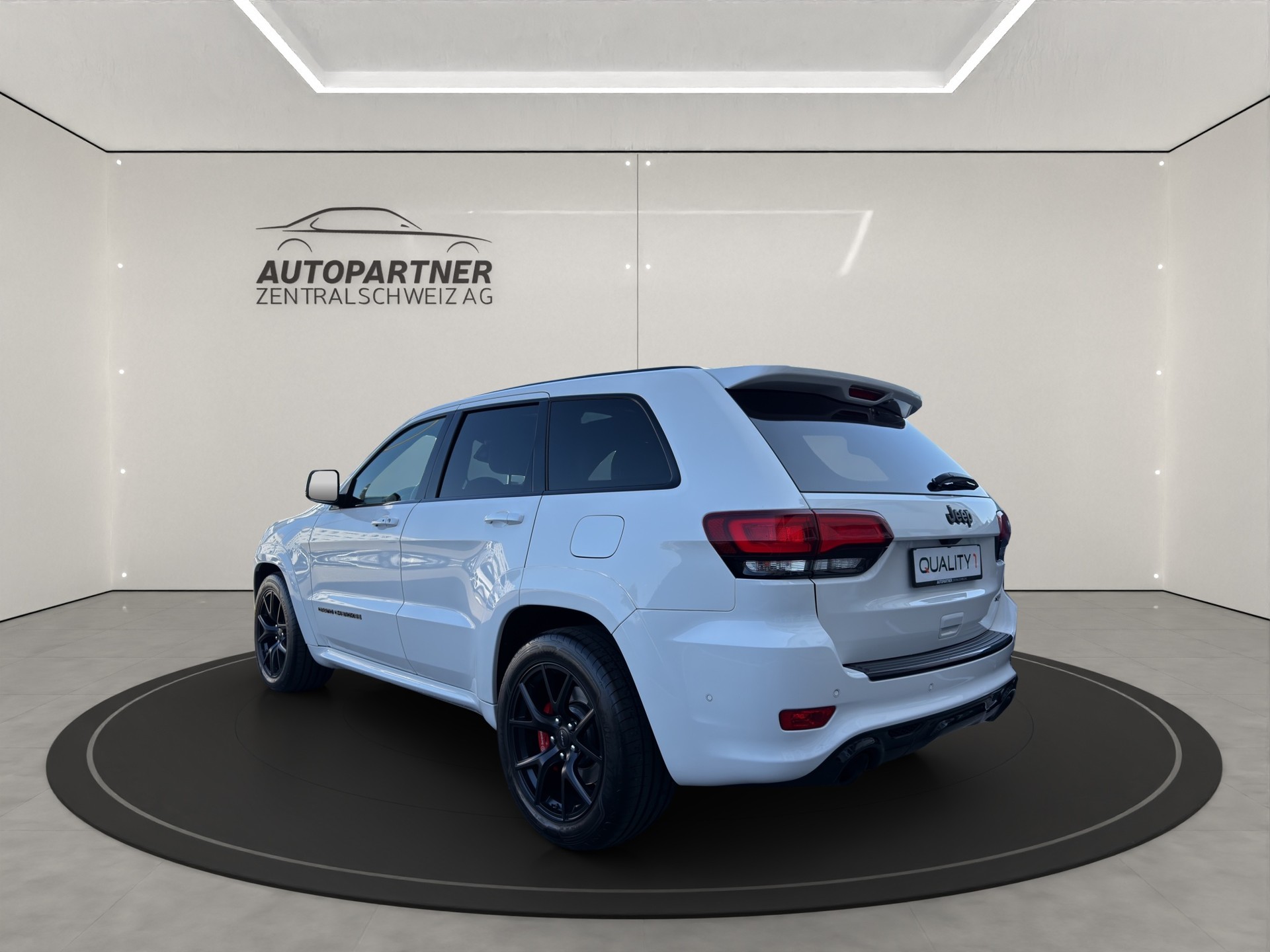 JEEP Grand Cherokee 6.4 V8 HEMI SRT8 Automatic - 3