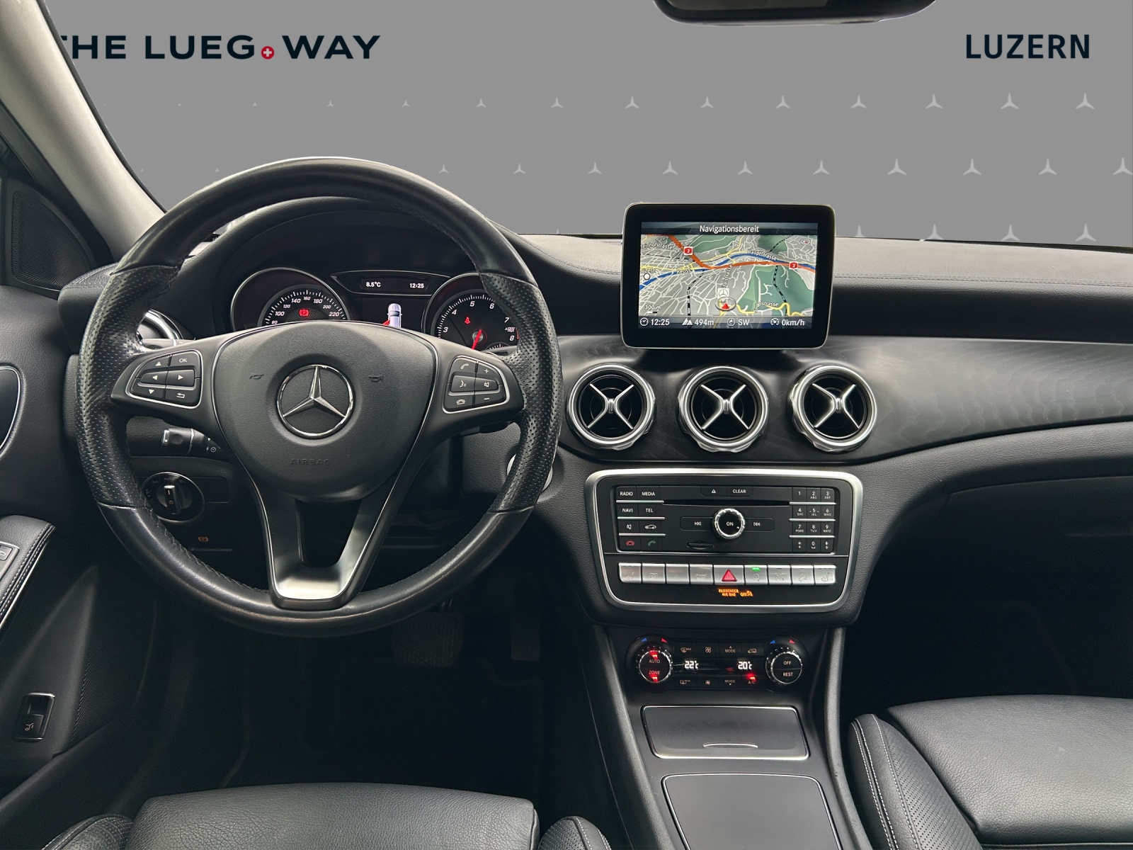 MERCEDES-BENZ GLA 250 Urban 4Matic 7G-DCT - 11