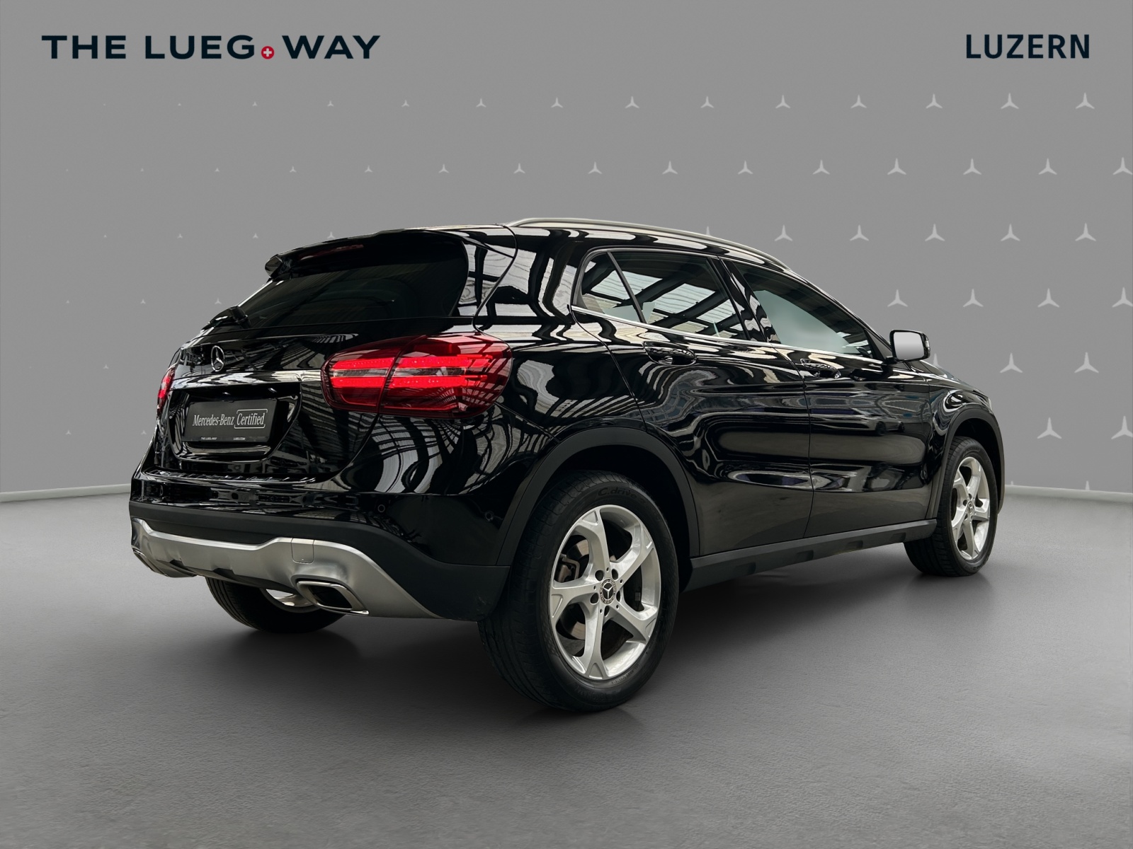 MERCEDES-BENZ GLA 250 Urban 4Matic 7G-DCT - 5