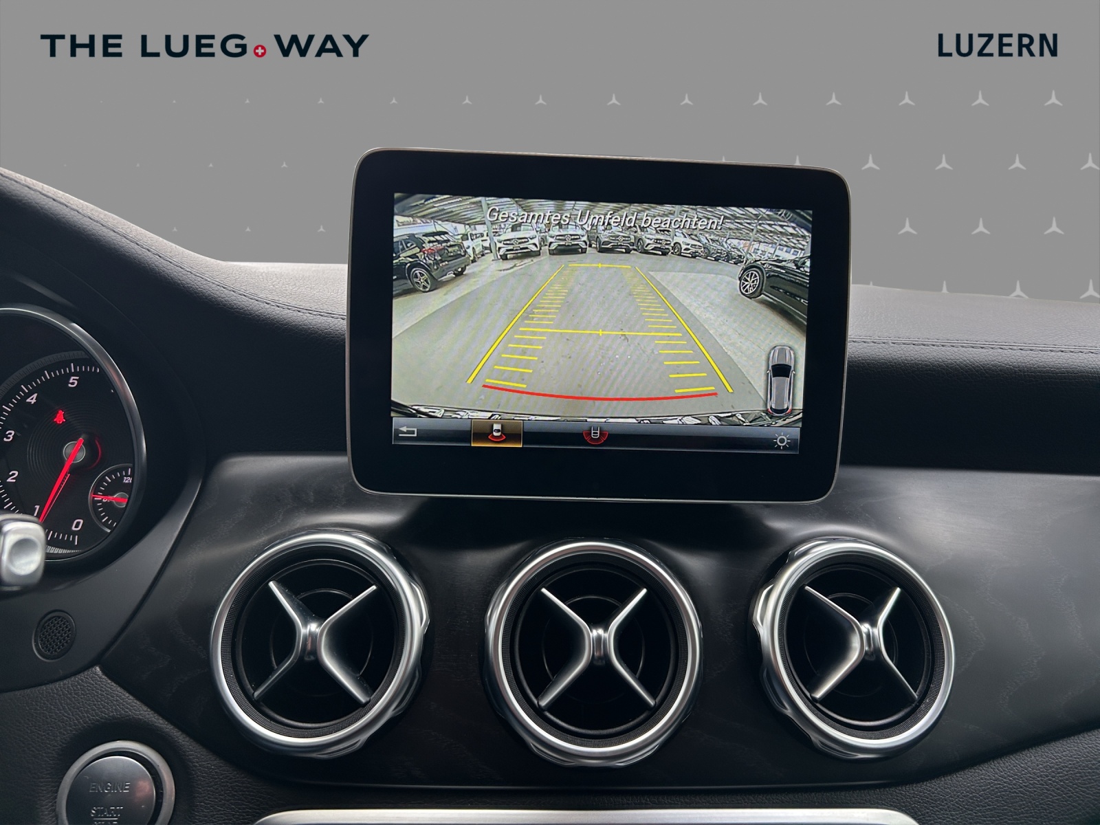 MERCEDES-BENZ GLA 250 Urban 4Matic 7G-DCT - 12