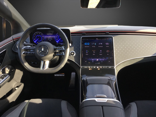 MERCEDES-BENZ EQE 500 4 Matic Exe. Ed. - 8