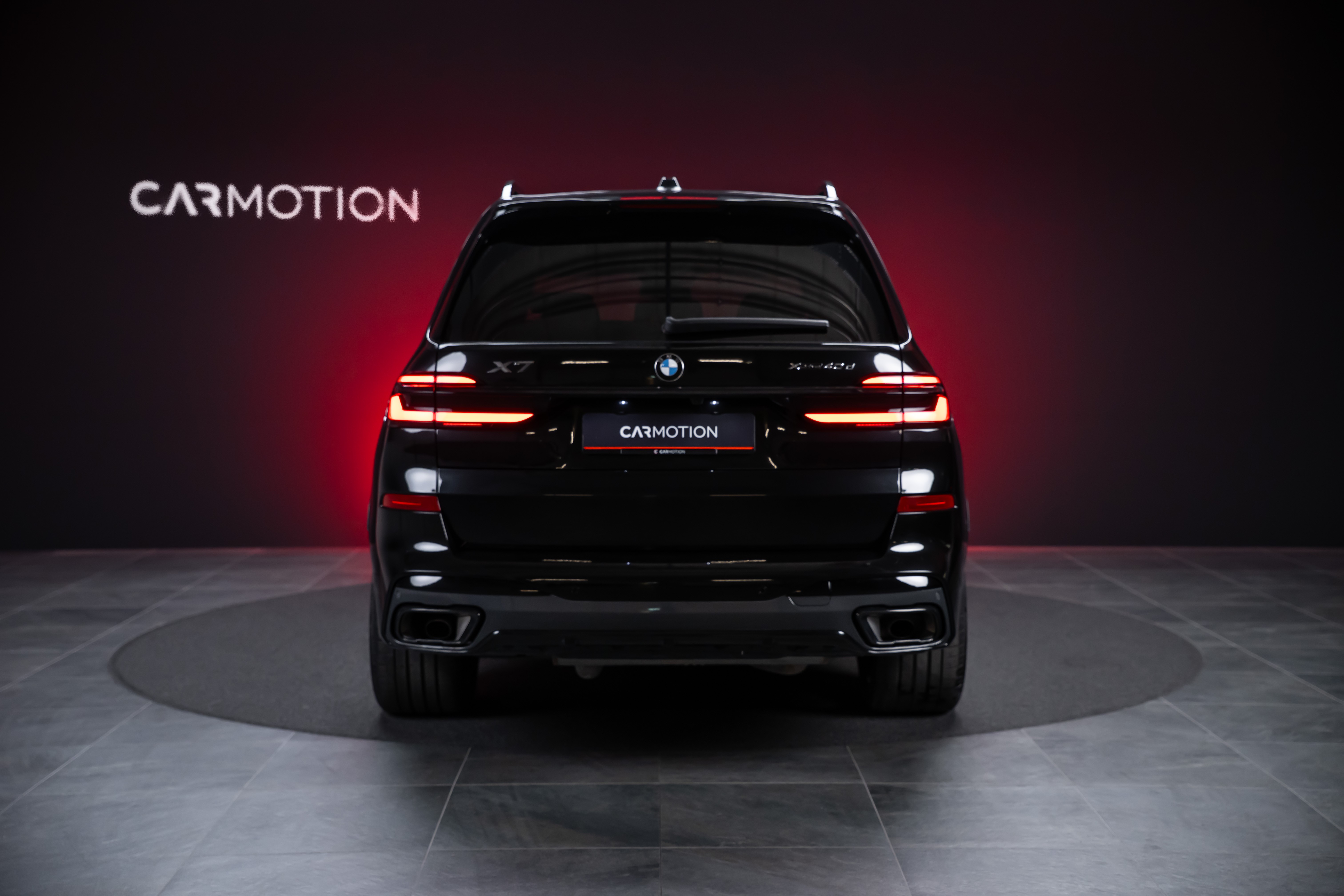 X7 40d xDrive SAG M Sport / Iconic Glow / Panorama-Glasdach / 360°Kamera /