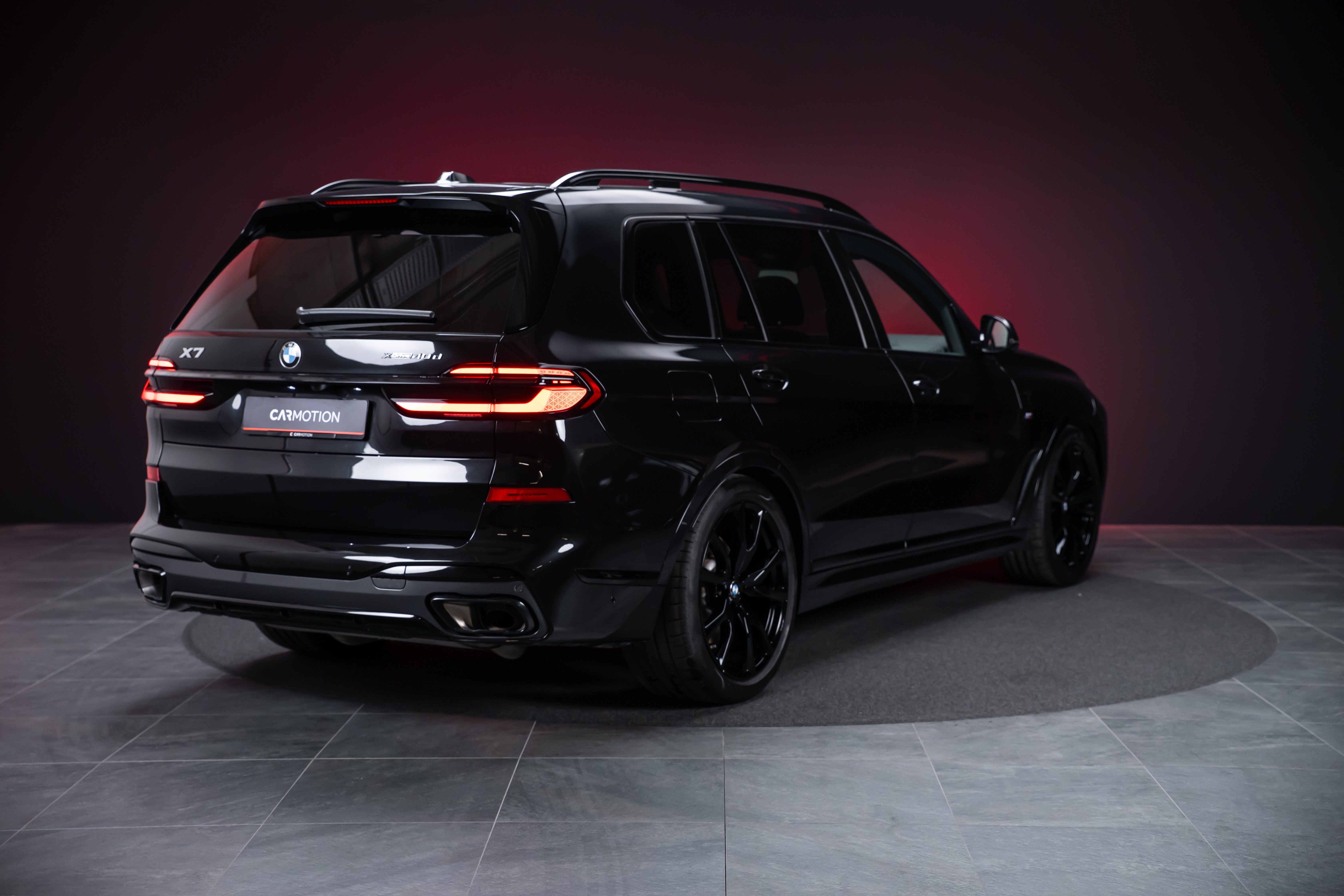 X7 40d xDrive SAG M Sport / Iconic Glow / Panorama-Glasdach / 360°Kamera /