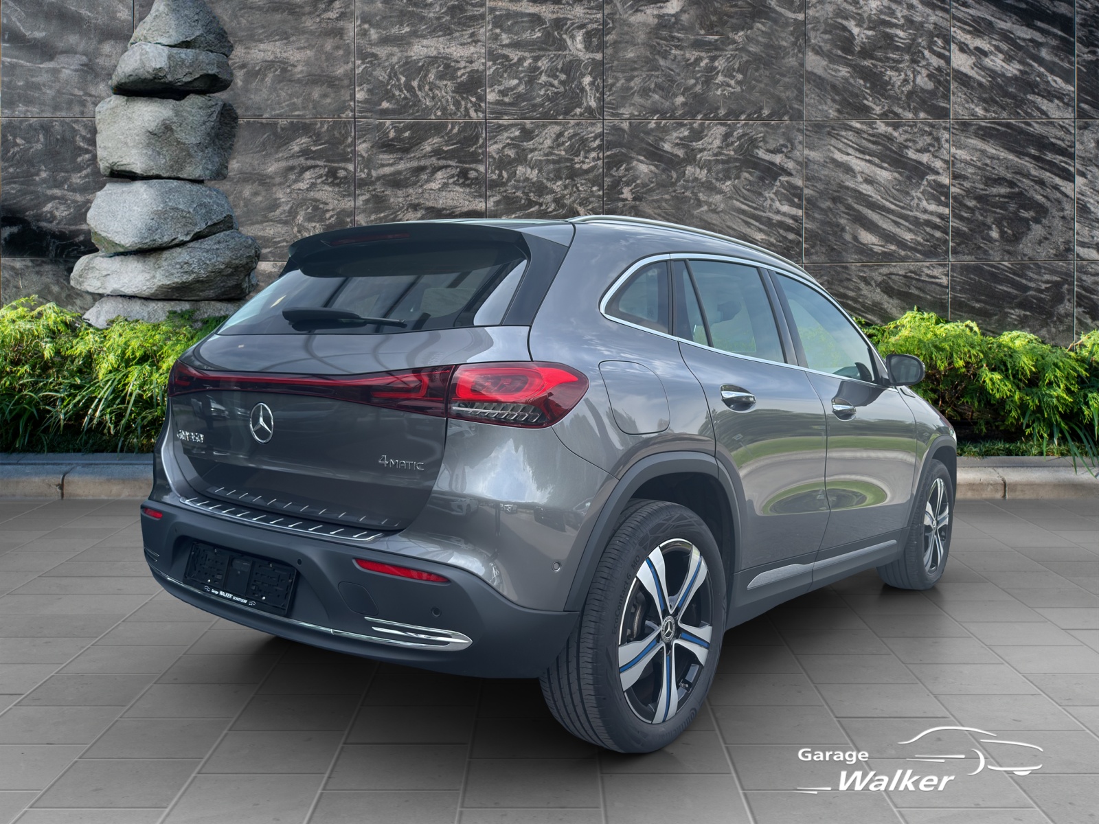 MERCEDES-BENZ EQA 350 4Matic - 5