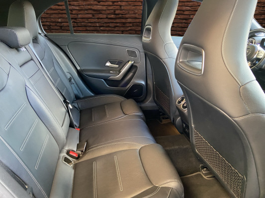 MERCEDES-BENZ A 45 S AMG 4Matic+ - 13