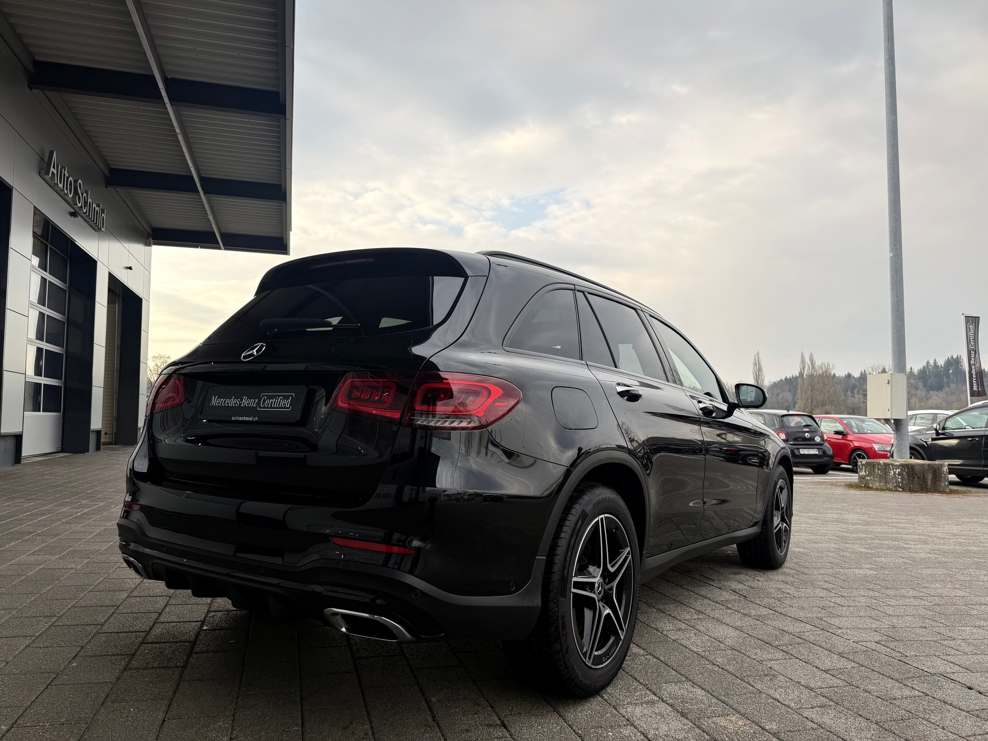 MERCEDES-BENZ GLC 200 AMG Line 4Matic 9G-Tronic - 2
