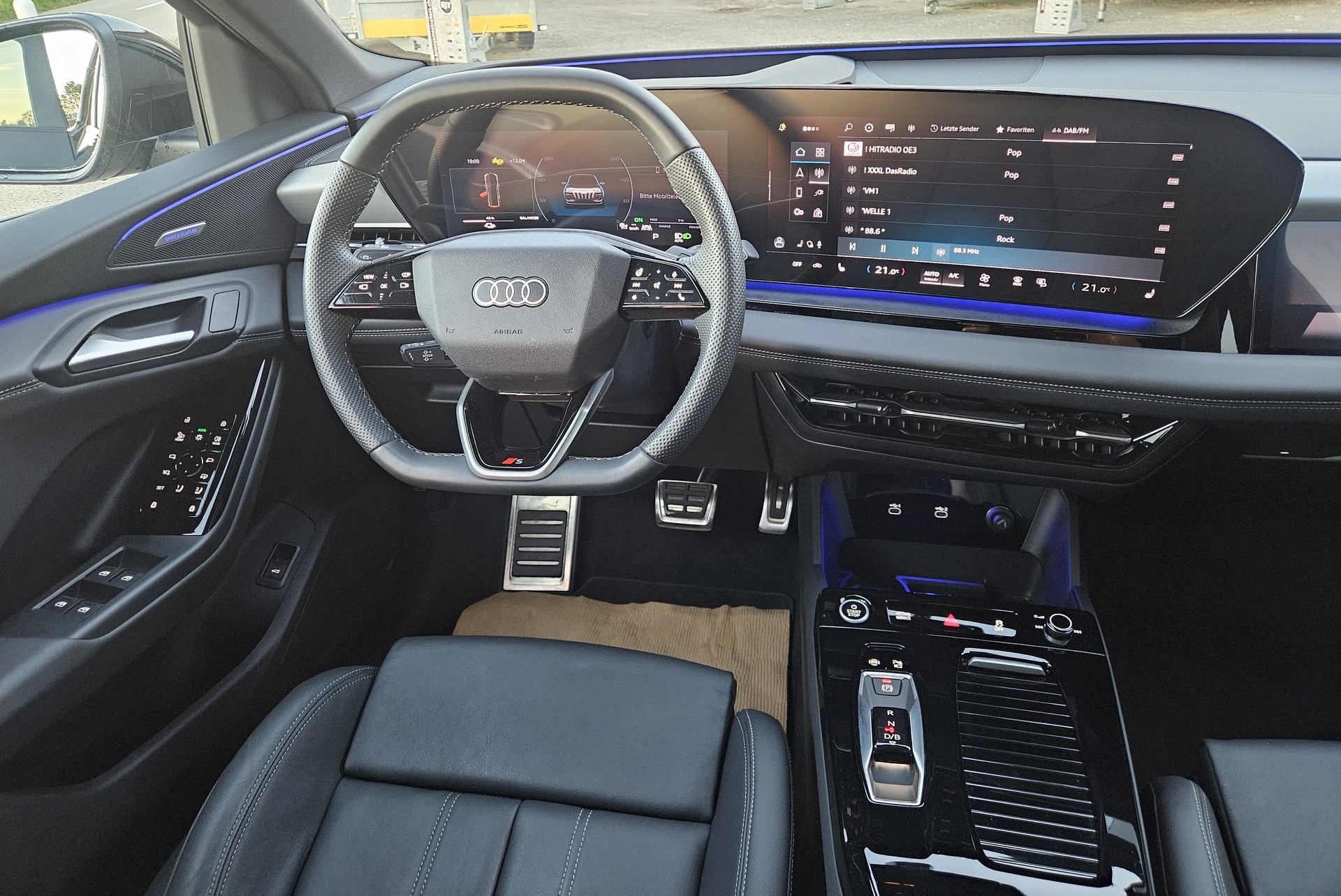 AUDI Q6 Sportback e-tron quattro S-Line Tech pro mit Anhängerkupplung - 18