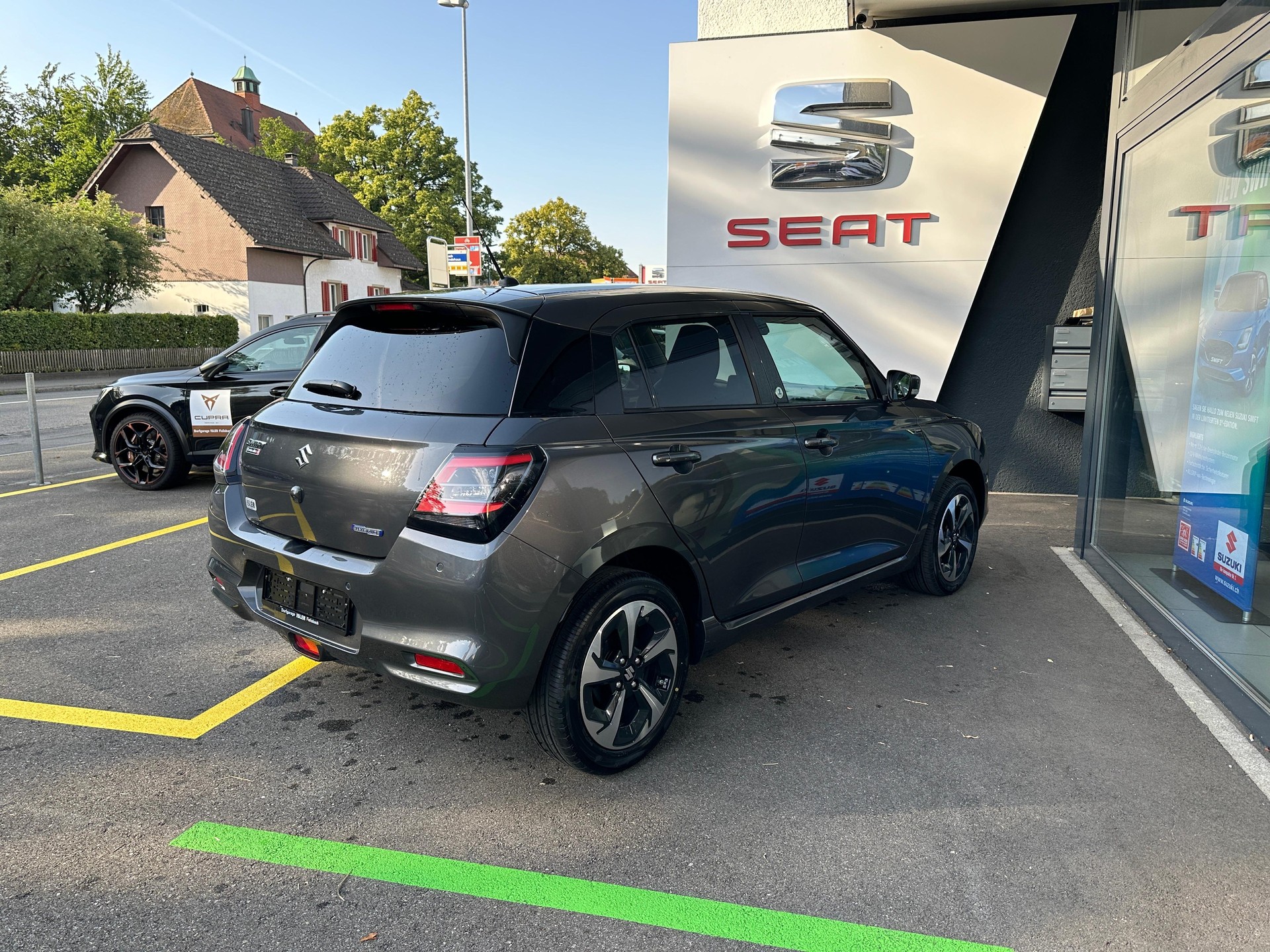 SUZUKI Swift 1.2 1st Edition Top Hybrid 4x4 MY24 - 6
