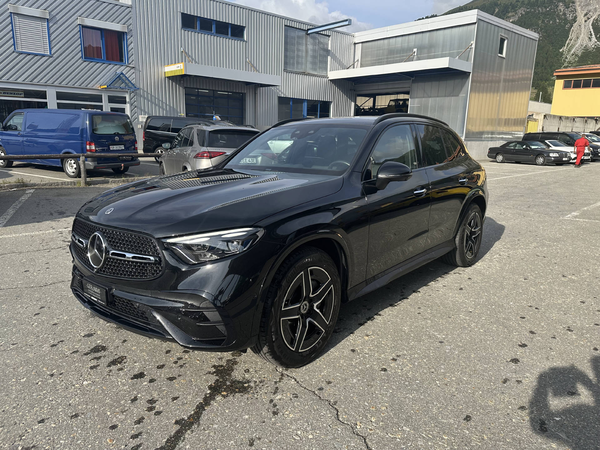 MERCEDES-BENZ GLC 200 AMG Line 4matic - 5