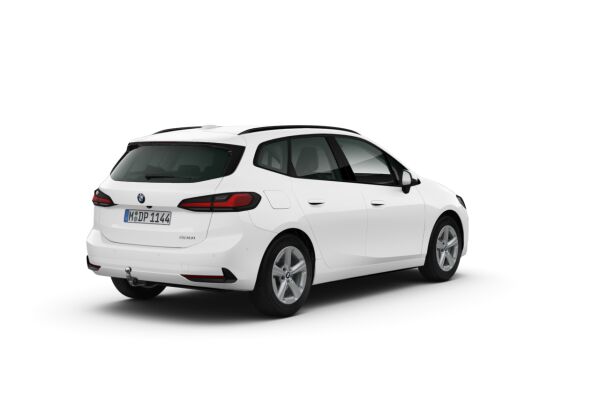 BMW 220i Active Tourer DKG 📍 - 2