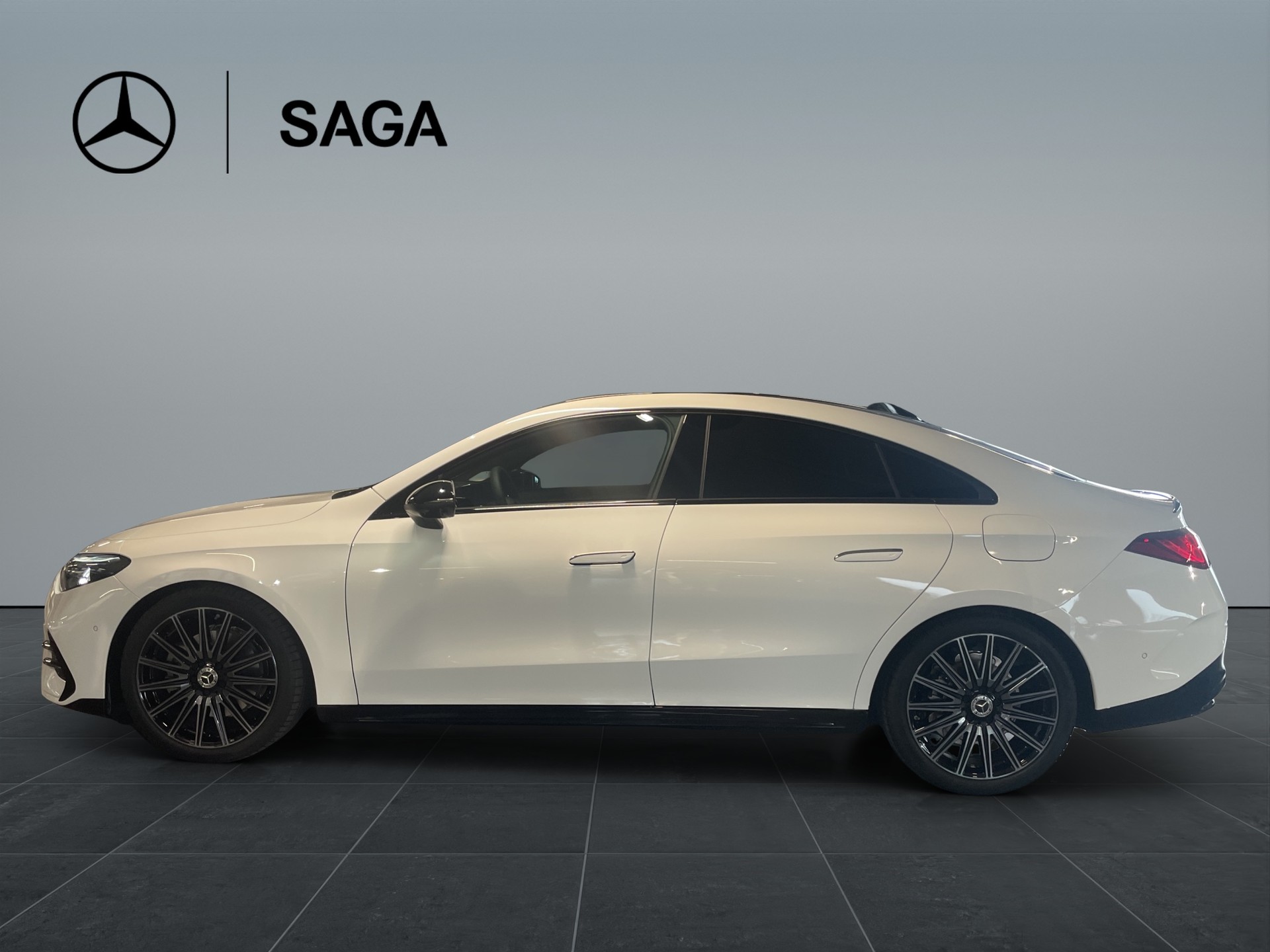 MERCEDES-BENZ CLA 220 8G-DCT 4Matic - 3