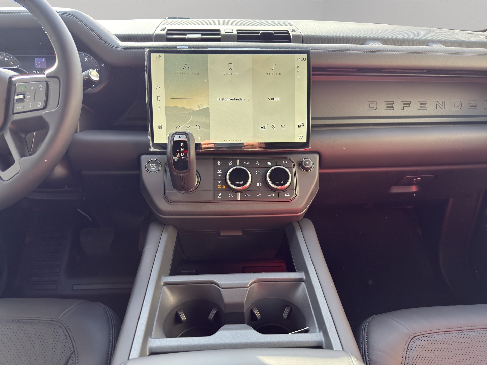 LAND ROVER Defender 110 3.0 D I6 350 X-Dynamic HSE - 7