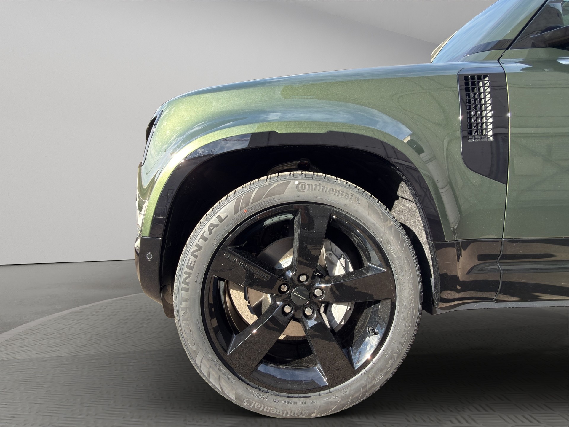 LAND ROVER Defender 110 3.0 D I6 350 X-Dynamic HSE - 19