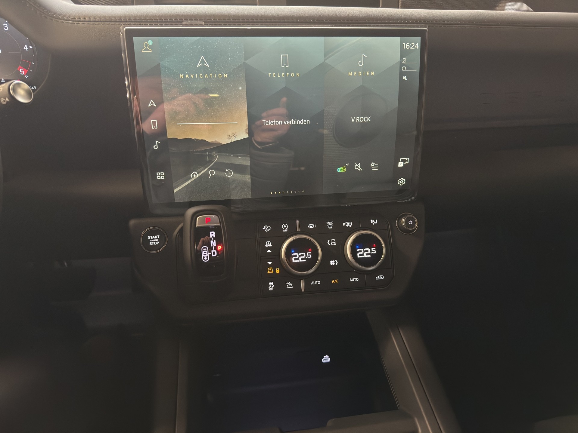 LAND ROVER Defender 110 3.0 D I6 350 X-Dynamic HSE - 10