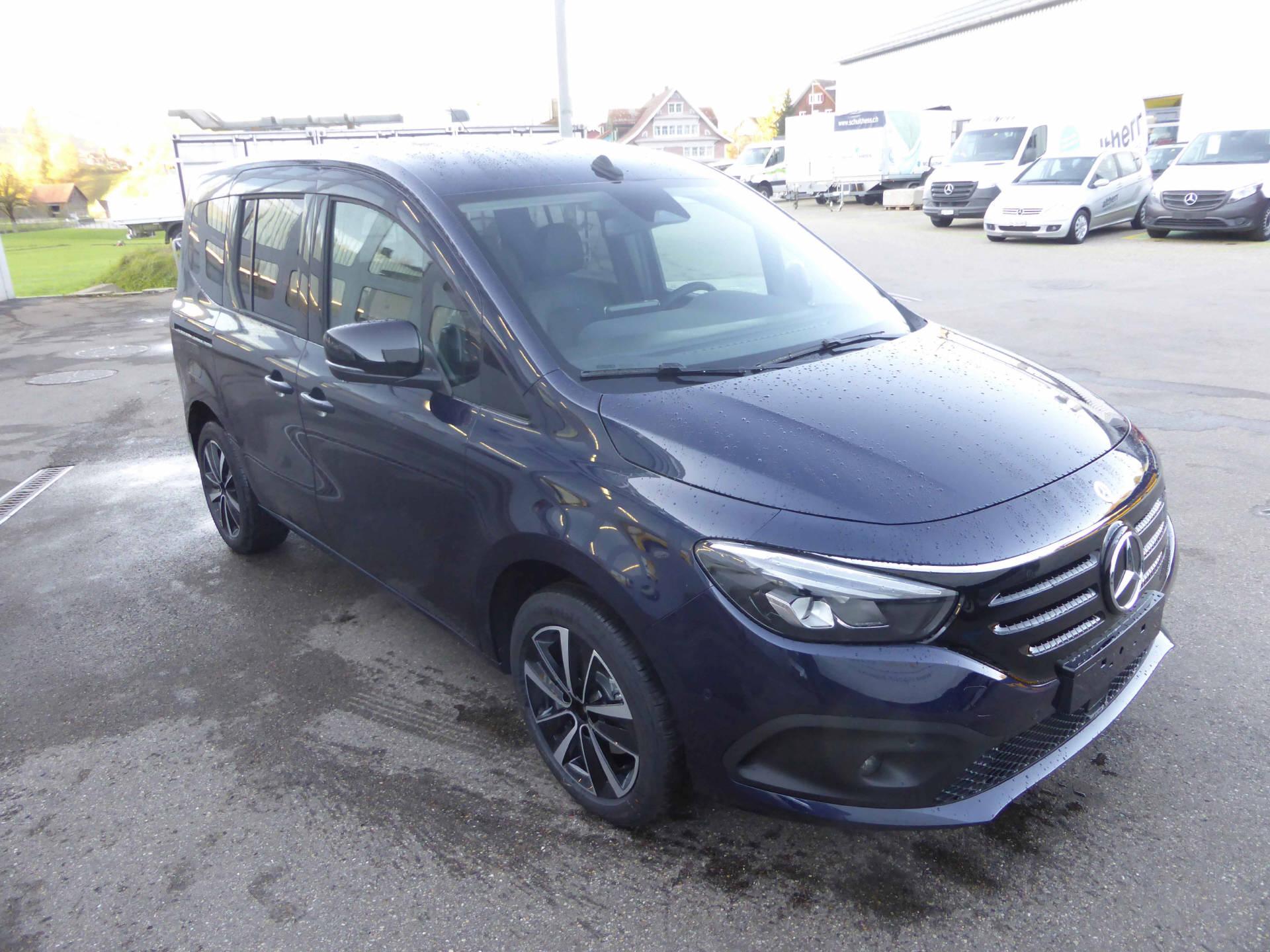 MERCEDES-BENZ Premium Plus Van S - 8