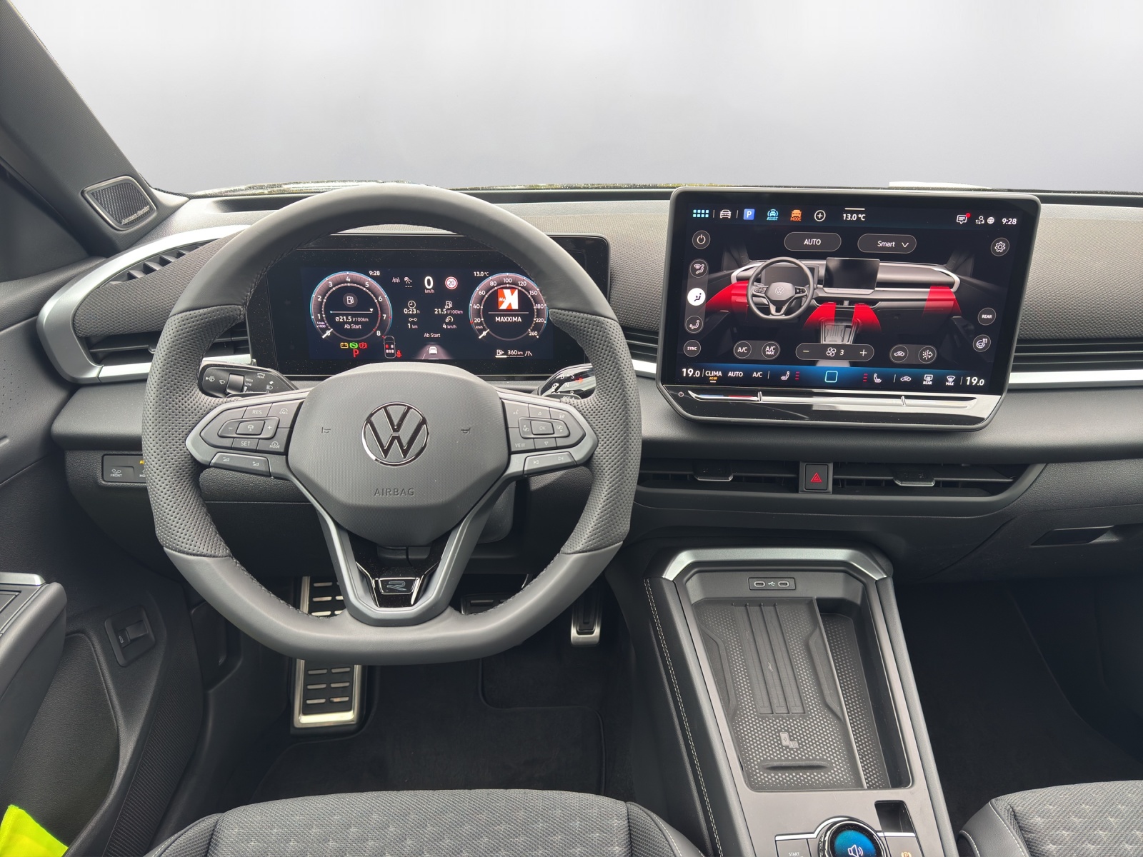 VW T-Roc 1.5 eTSI mHEV R-Line DSG - 7