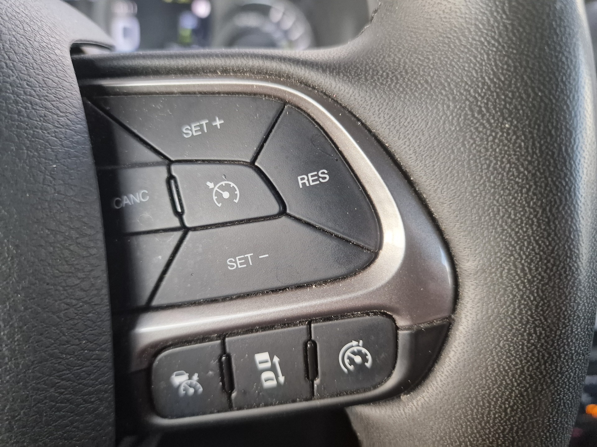 JEEP Renegade 1.3 T PHEV Limited AWD AHK 8xberei 24Mt Gara - 13