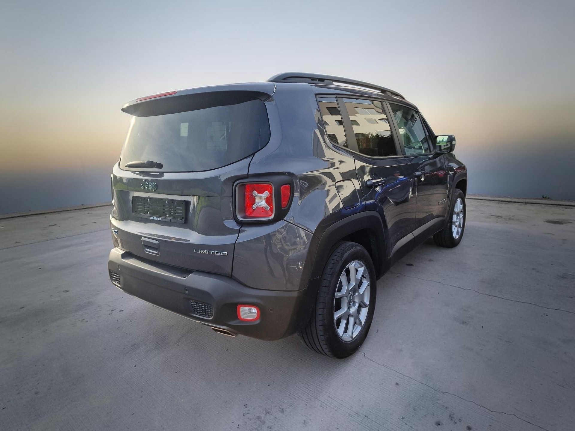 JEEP Renegade 1.3 T PHEV Limited AWD AHK 8xberei 24Mt Gara - 6