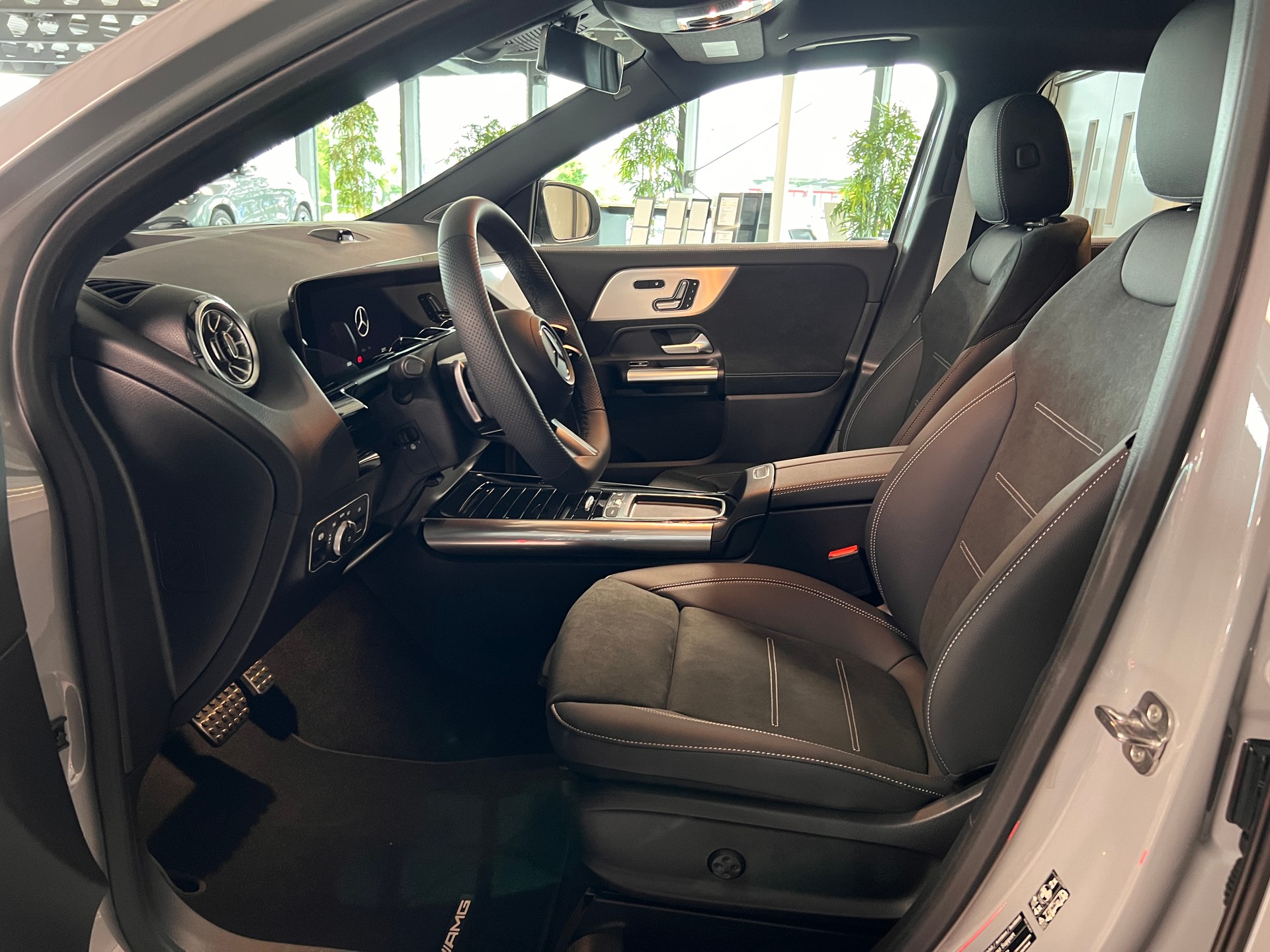 MERCEDES-BENZ GLA 250 4Matic 8G-DCT Swiss Star - 9