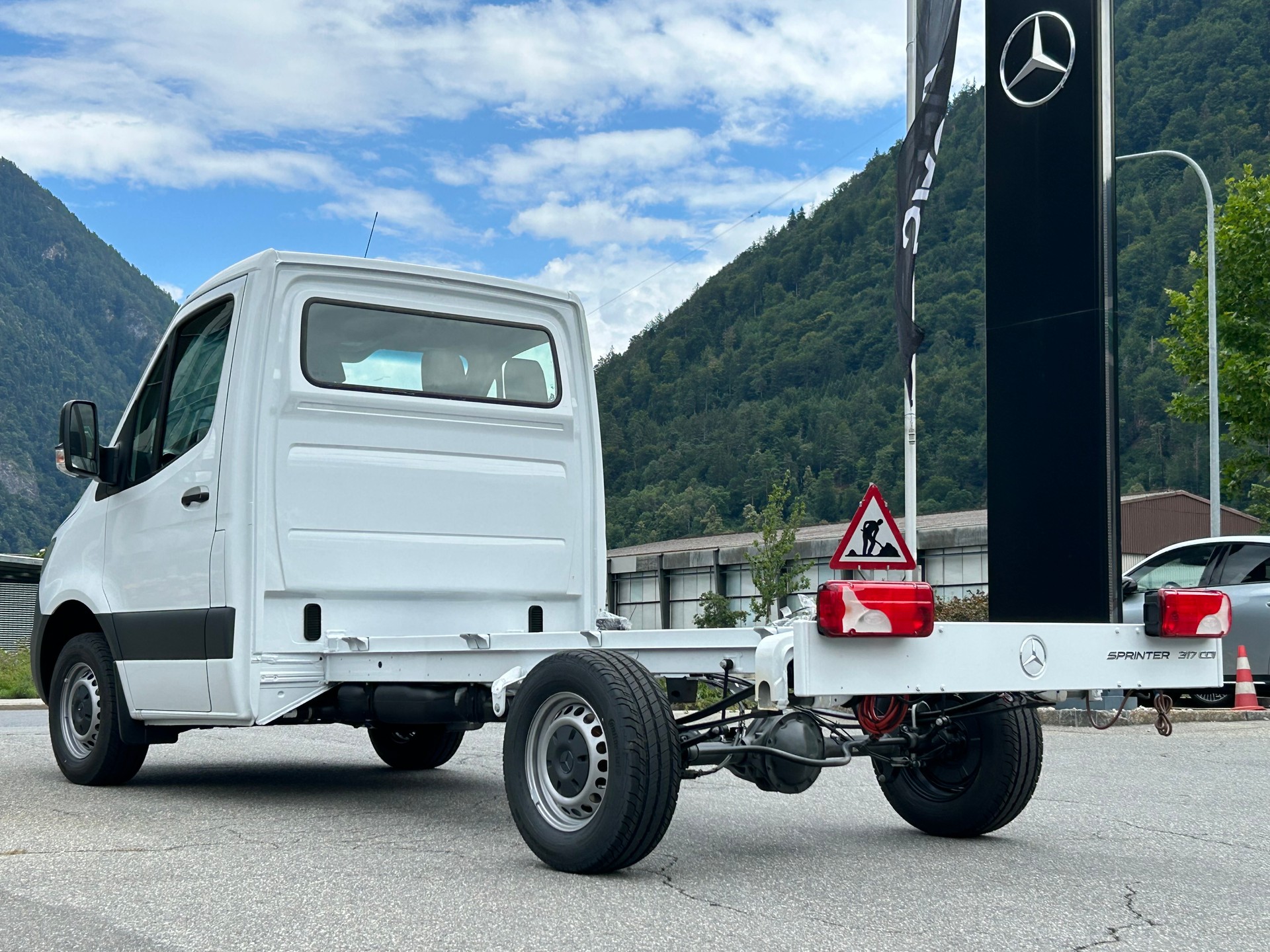 MERCEDES-BENZ Sprinter 317 CDI BASE CH Standard - 5