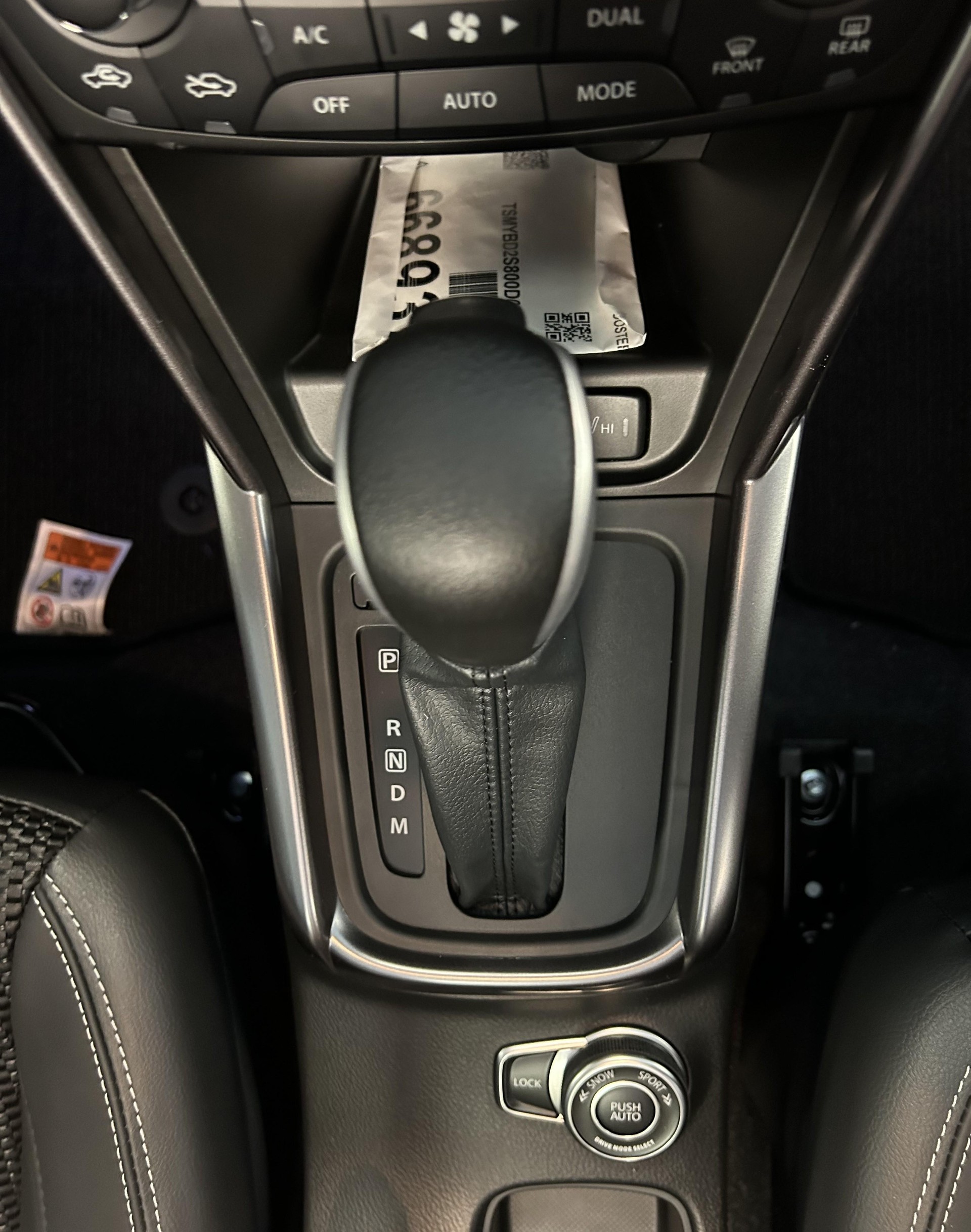 SUZUKI S-Cross 1.4 T Compact Top Hybrid 4x4 4 ROUES HIVER OFFERTES - 12