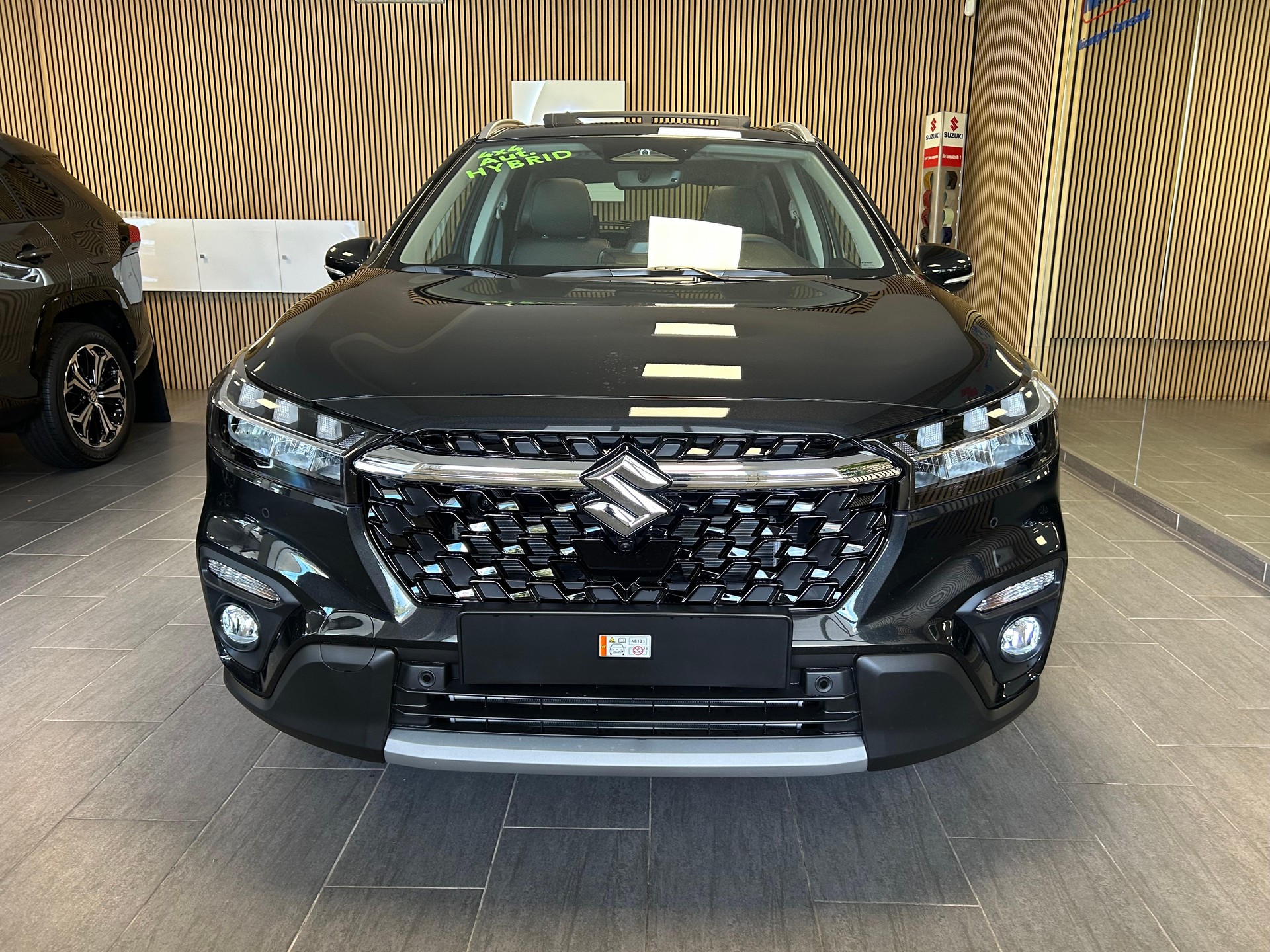 SUZUKI S-Cross 1.4 T Compact Top Hybrid 4x4 4 ROUES HIVER OFFERTES - 5