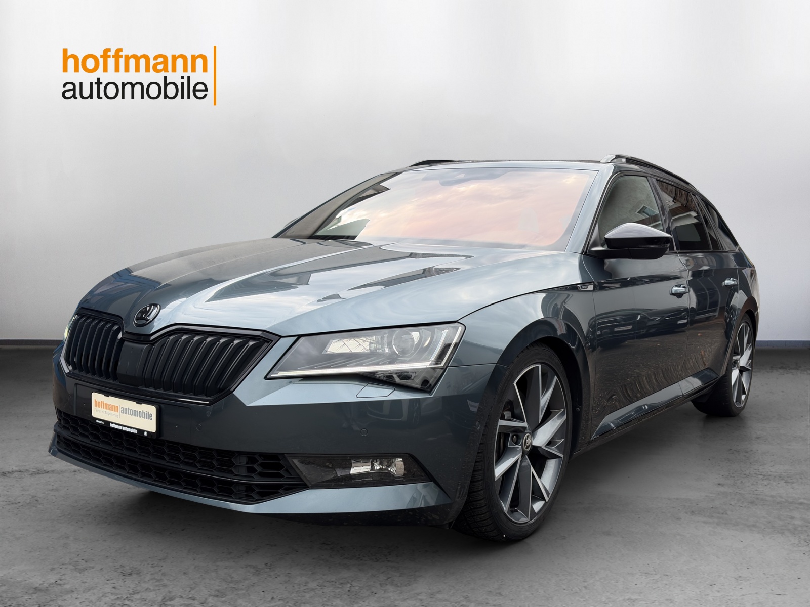 SKODA Superb Combi 2.0 TSI SportLine+ DSG 4x4