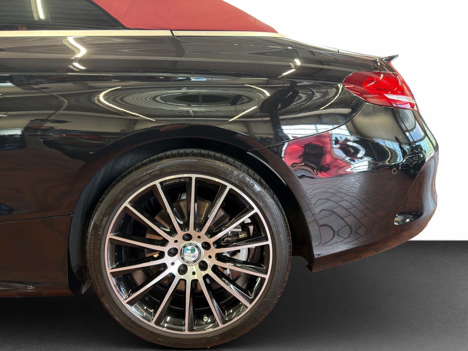 MERCEDES-BENZ C 43 AMG 4Matic - 23