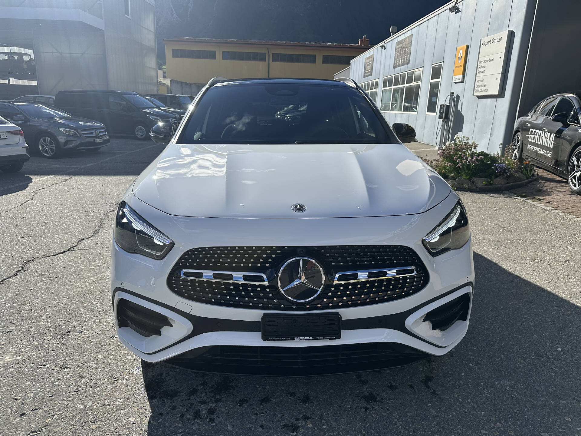 MERCEDES-BENZ GLA 250 Swiss Star AMG Line 4matic - 4