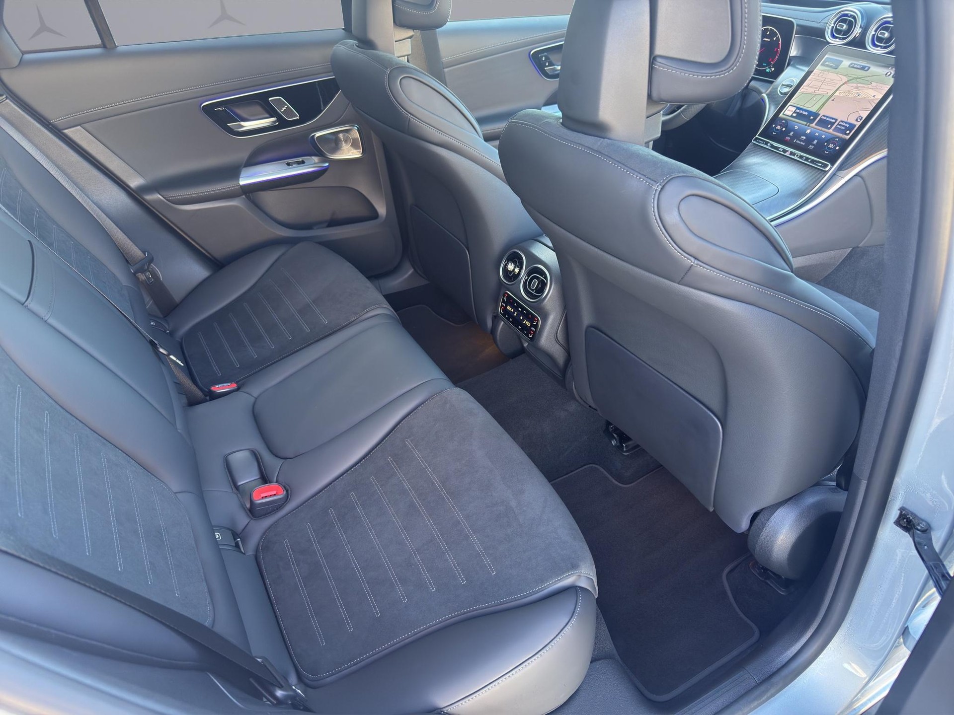 MERCEDES-BENZ GLC 220 d AMG Line 4matic - 16