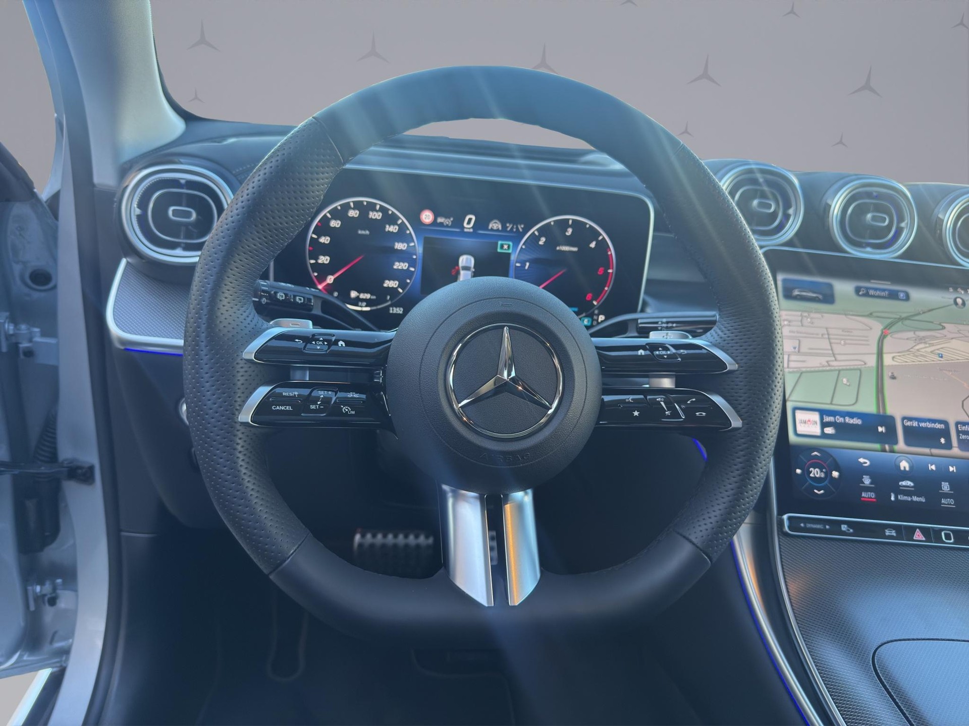 MERCEDES-BENZ GLC 220 d AMG Line 4matic - 11