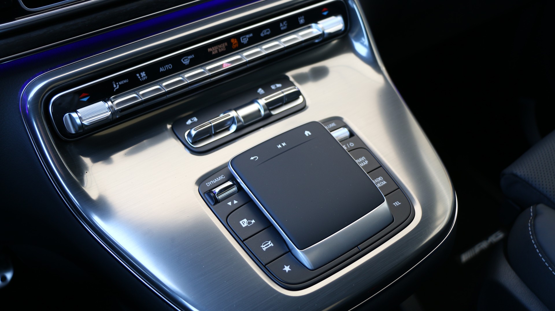 MERCEDES-BENZ V 300 d EXCLUSIVE Swiss Edition - 19